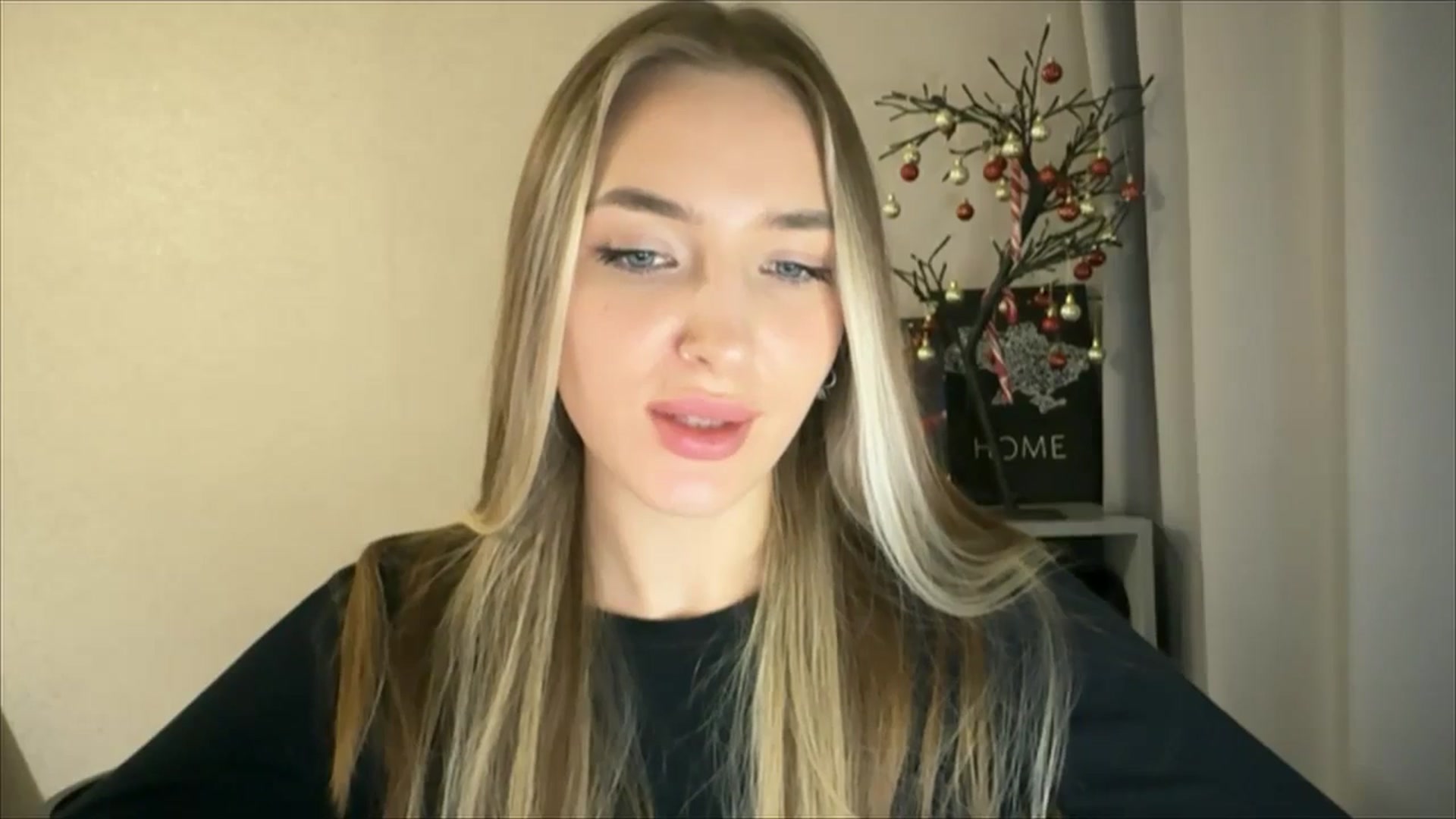 Gallery image thumbnail from My_Diana's myfreecams stream on, 12/26/2024, 22:35 image 19 of 20