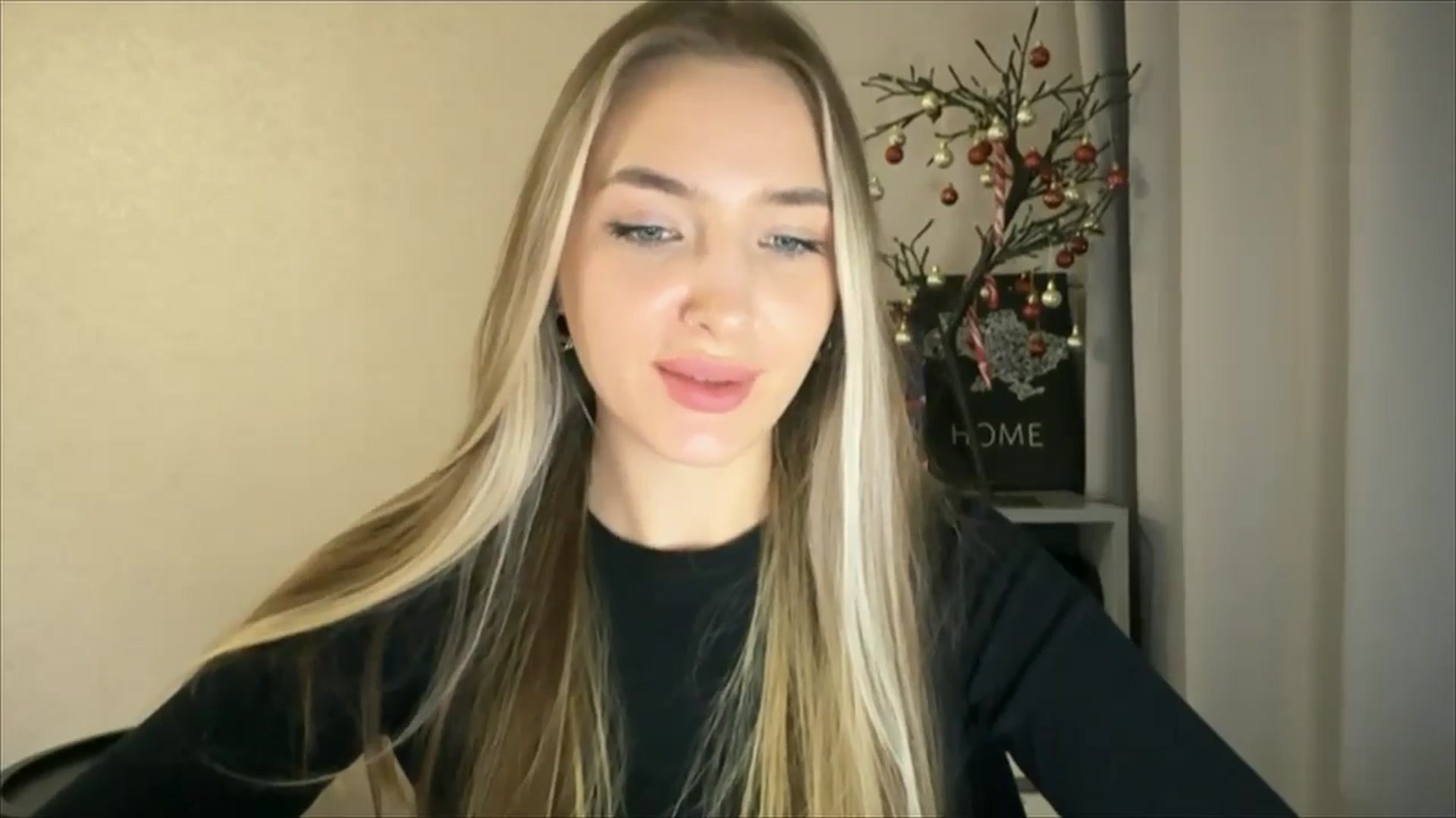 Gallery image thumbnail from My_Diana's myfreecams stream on, 12/26/2024, 22:35 image 13 of 20