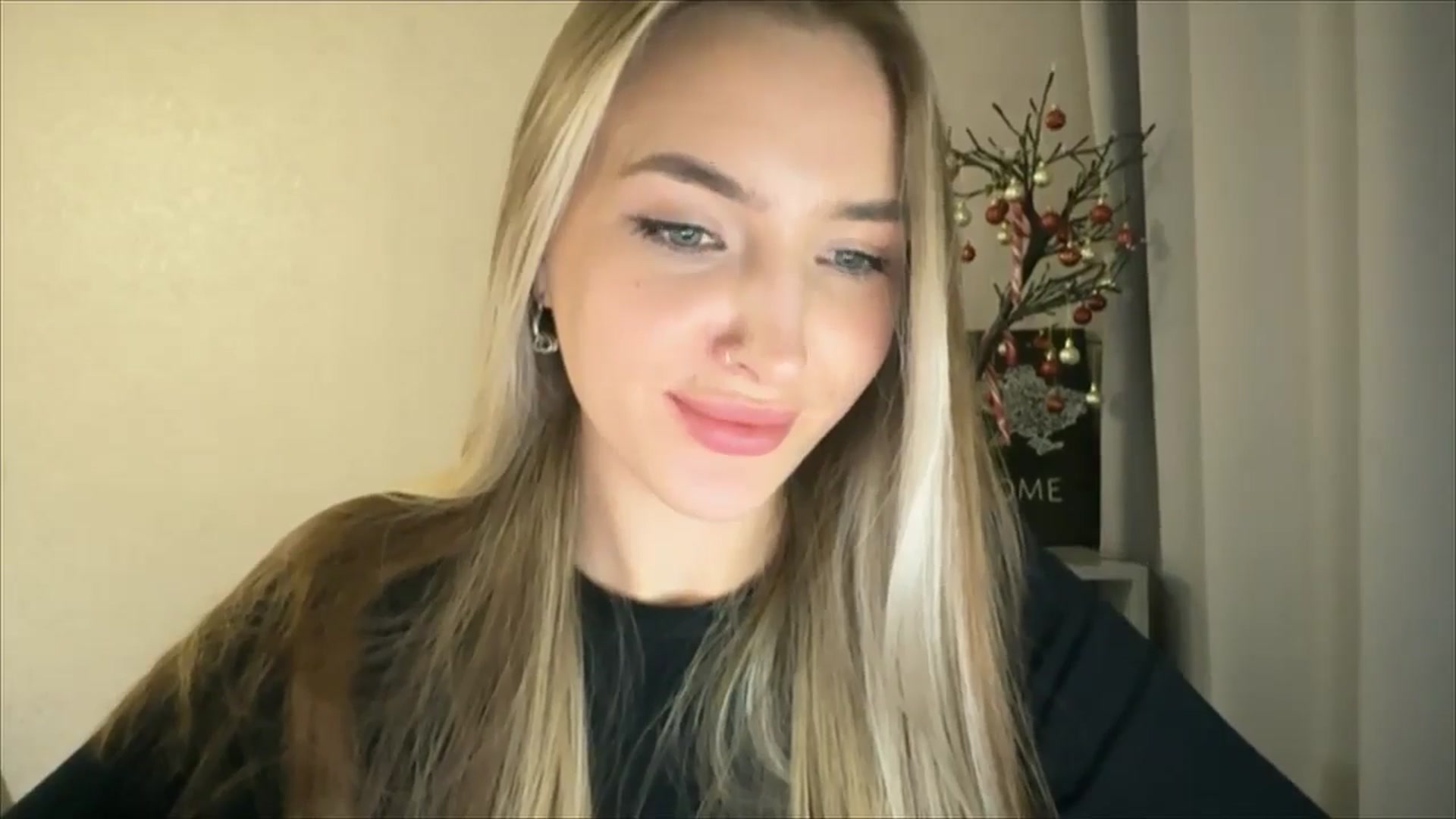 Gallery image thumbnail from My_Diana's myfreecams stream on, 12/26/2024, 23:03 image 4 of 20