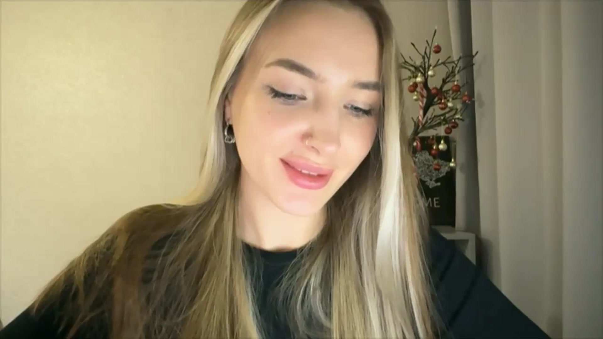 Gallery image thumbnail from My_Diana's myfreecams stream on, 12/26/2024, 23:03 image 3 of 20