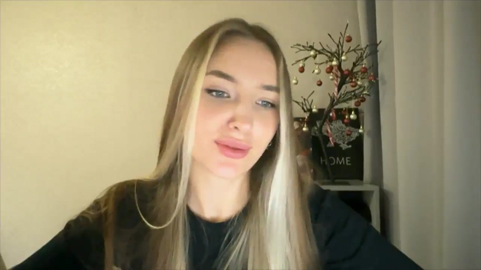 Gallery image thumbnail from My_Diana's myfreecams stream on, 12/26/2024, 23:03 image 18 of 20
