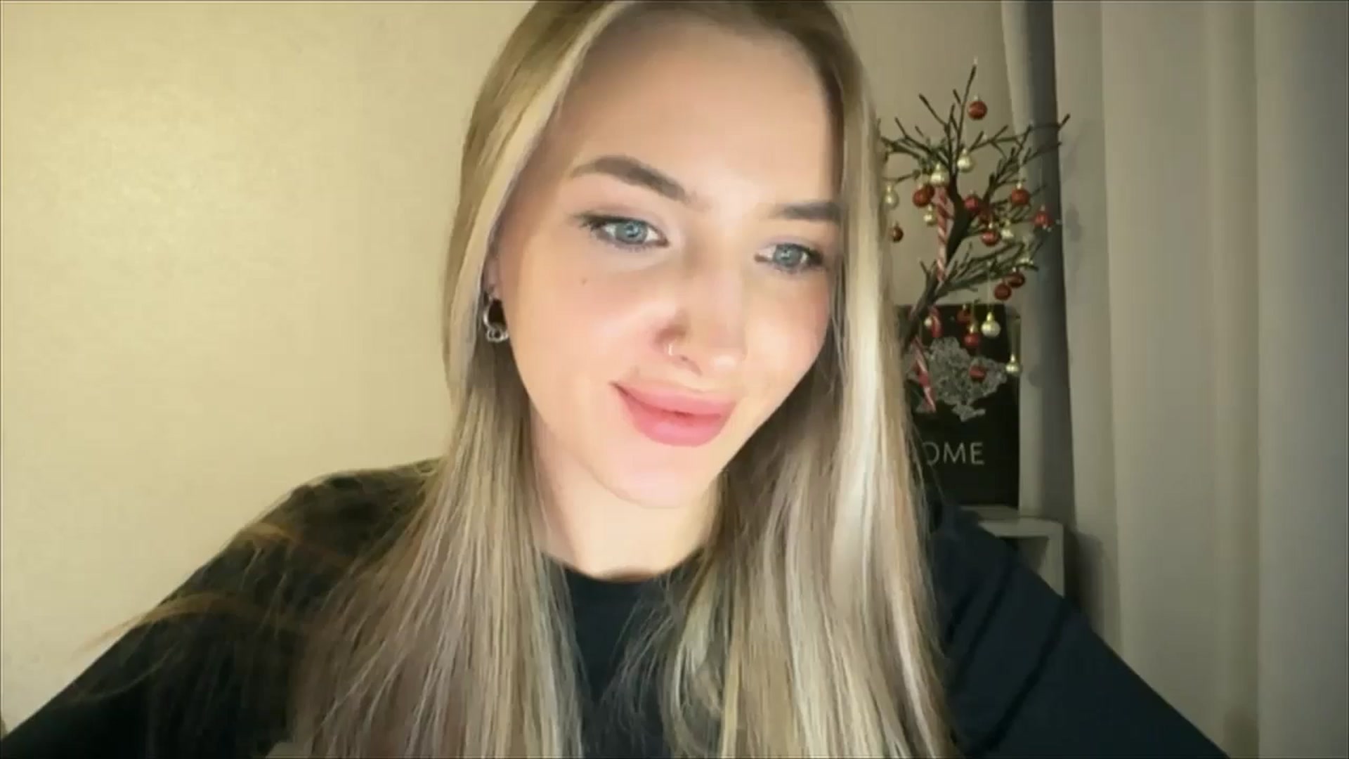 Gallery image thumbnail from My_Diana's myfreecams stream on, 12/26/2024, 23:03 image 2 of 20