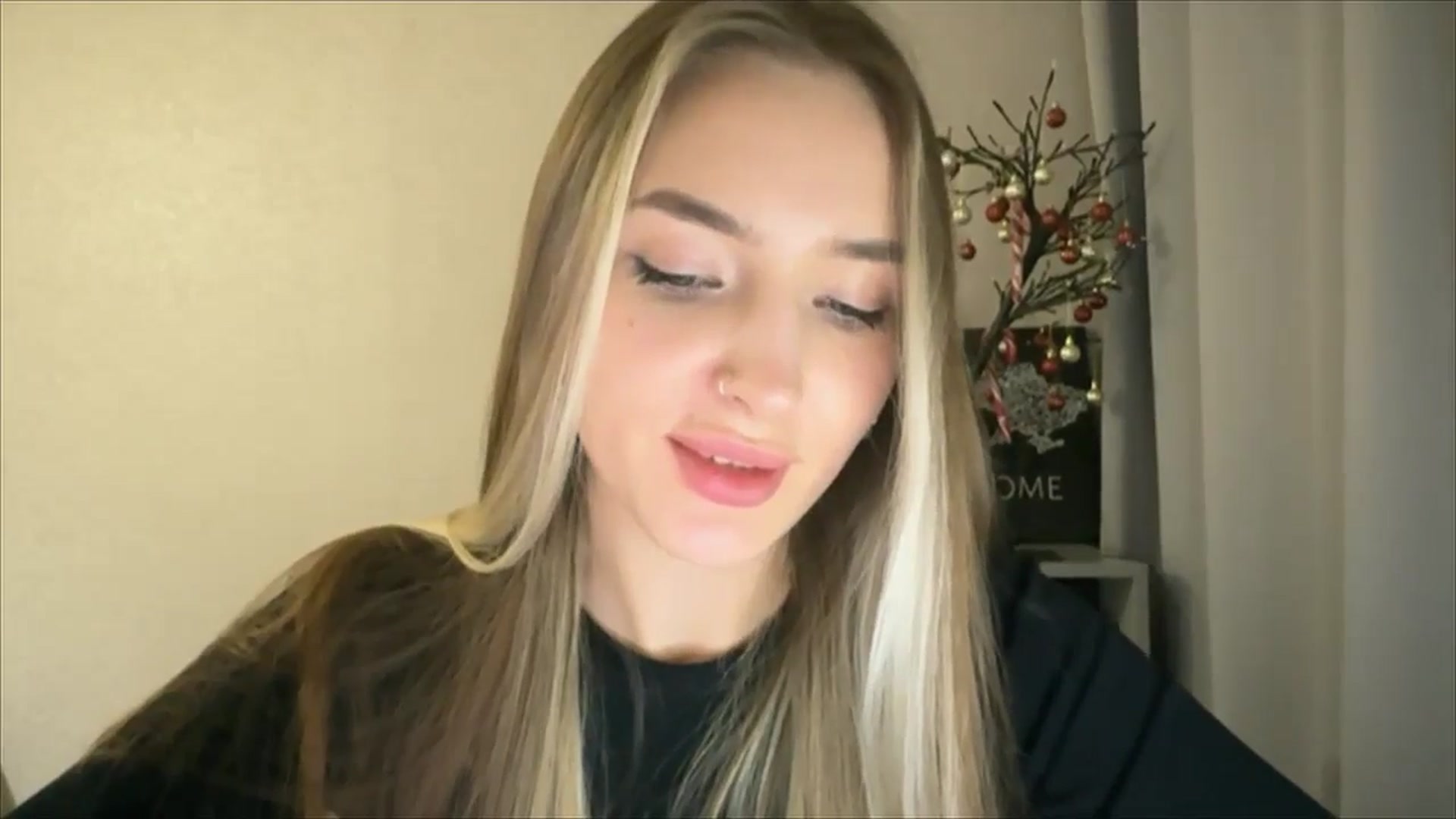 Gallery image thumbnail from My_Diana's myfreecams stream on, 12/26/2024, 23:03 image 11 of 20