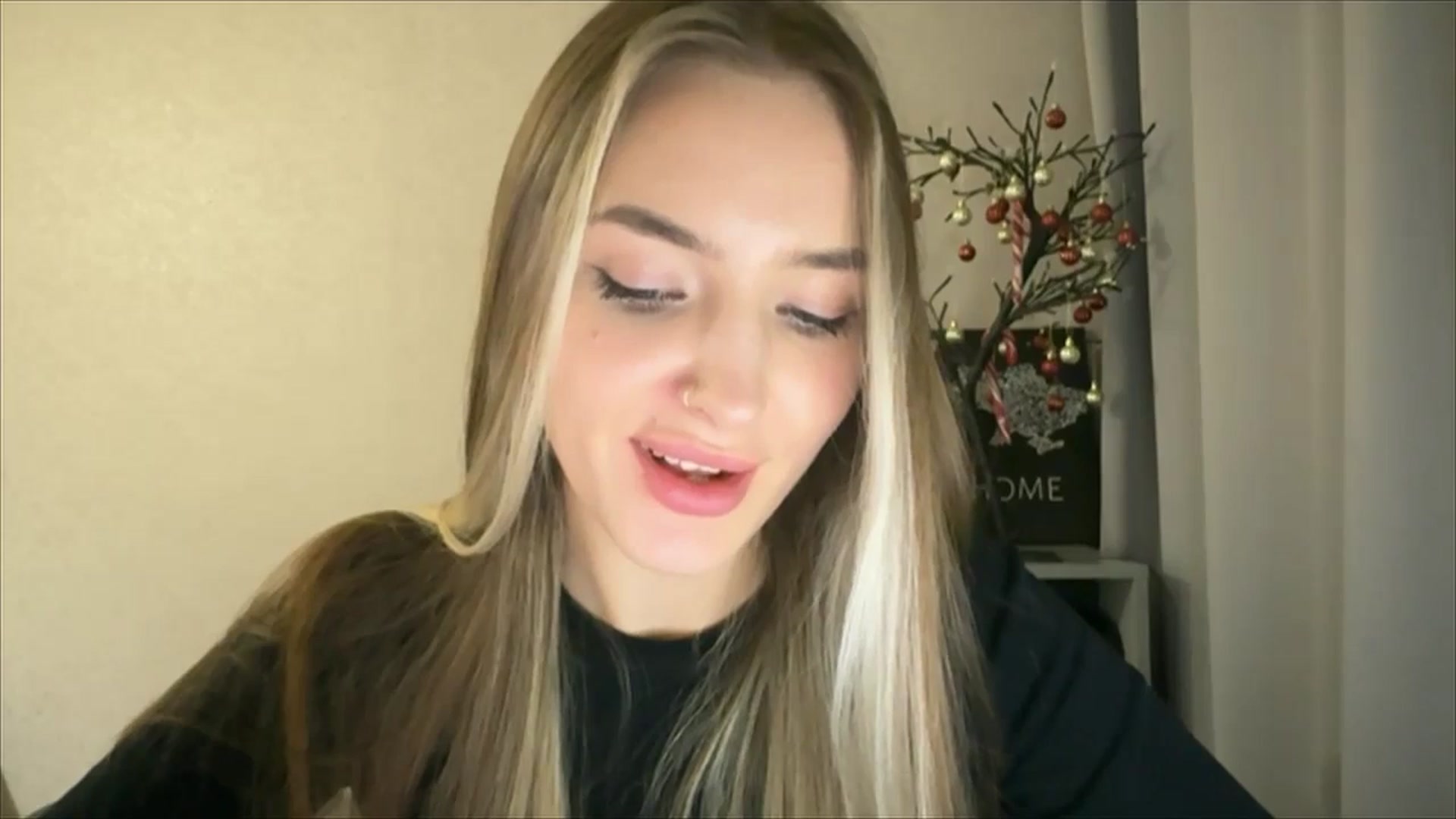 Gallery image thumbnail from My_Diana's myfreecams stream on, 12/26/2024, 23:03 image 10 of 20