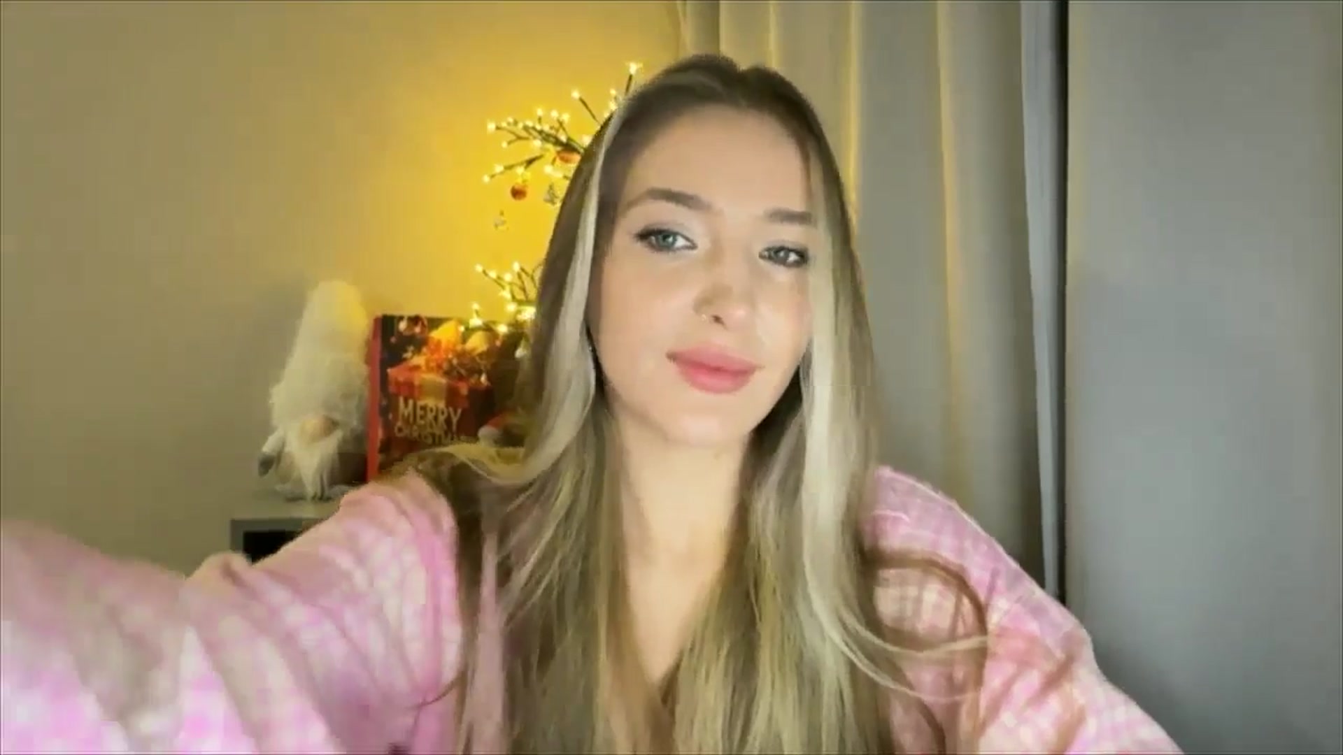 Gallery image thumbnail from My_Diana's myfreecams stream on, 12/27/2024, 14:41 image 5 of 20