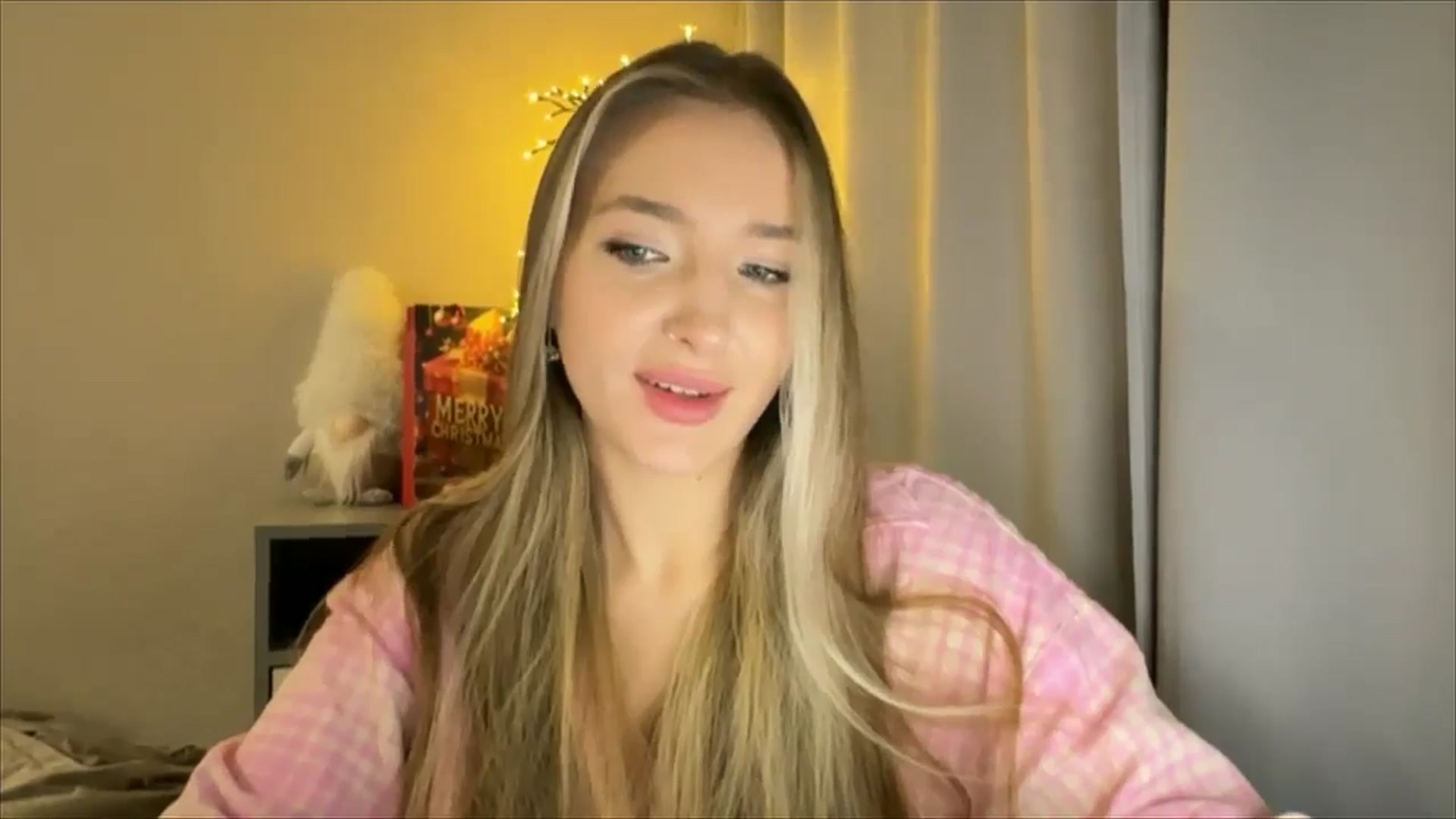 Gallery image thumbnail from My_Diana's myfreecams stream on, 12/27/2024, 14:41 image 7 of 20