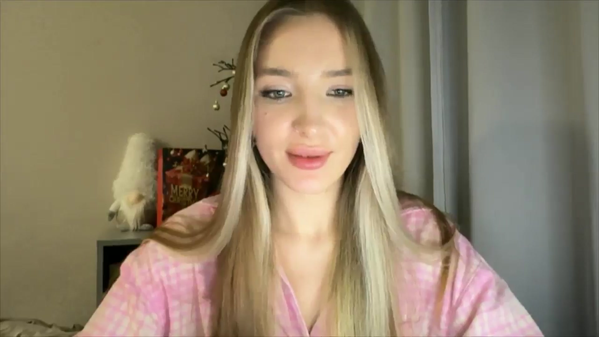 Gallery image thumbnail from My_Diana's myfreecams stream on, 12/27/2024, 23:17 image 9 of 20