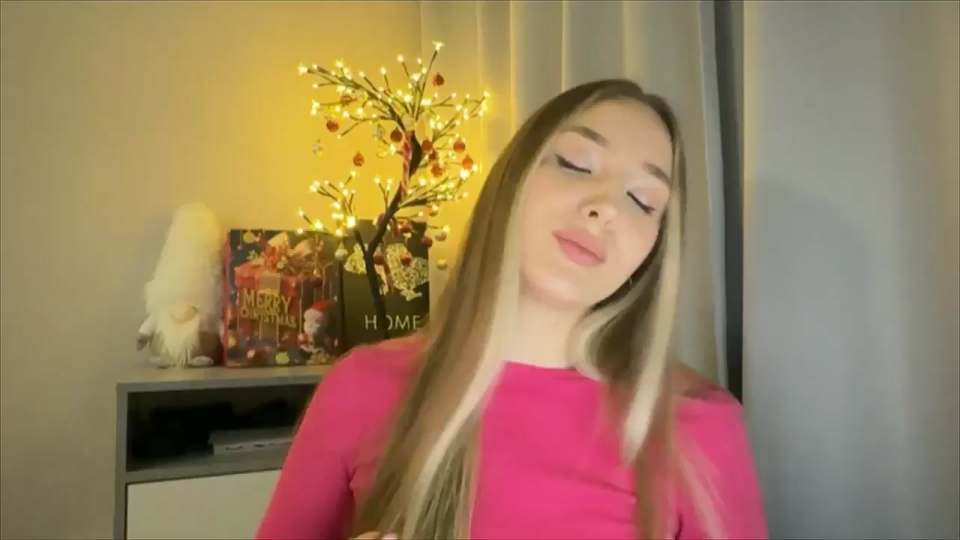 Gallery image thumbnail from My_Diana's myfreecams stream on, 12/28/2024, 16:12 image 16 of 20
