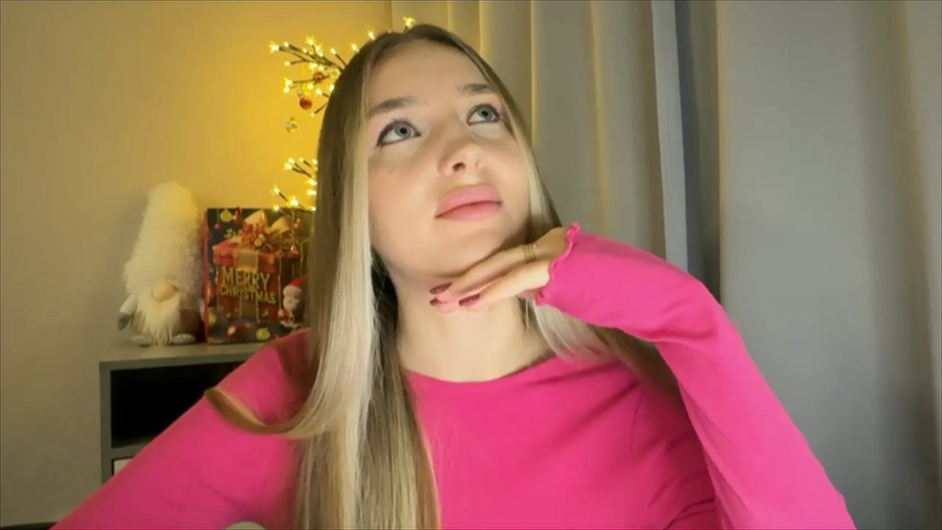 Gallery image thumbnail from My_Diana's myfreecams stream on, 12/28/2024, 16:12 image 8 of 20
