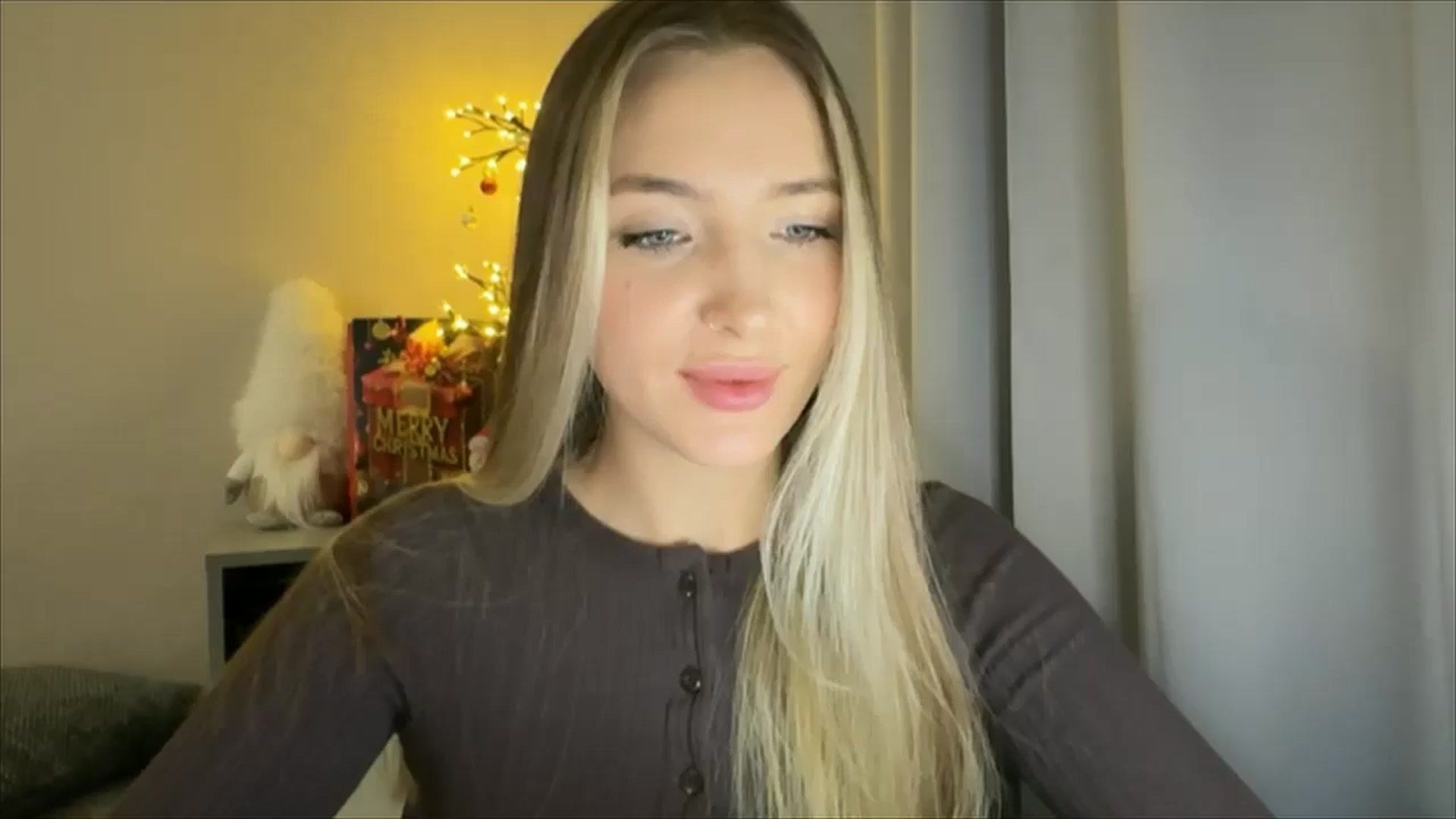 Gallery image thumbnail from My_Diana's myfreecams stream on, 12/29/2024, 17:14 image 20 of 20
