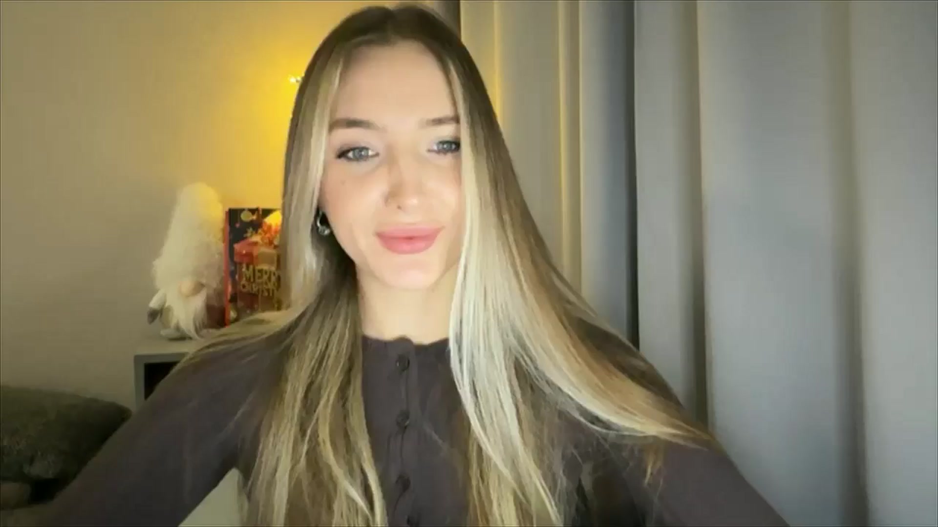 Gallery image thumbnail from My_Diana's myfreecams stream on, 12/29/2024, 17:14 image 5 of 20