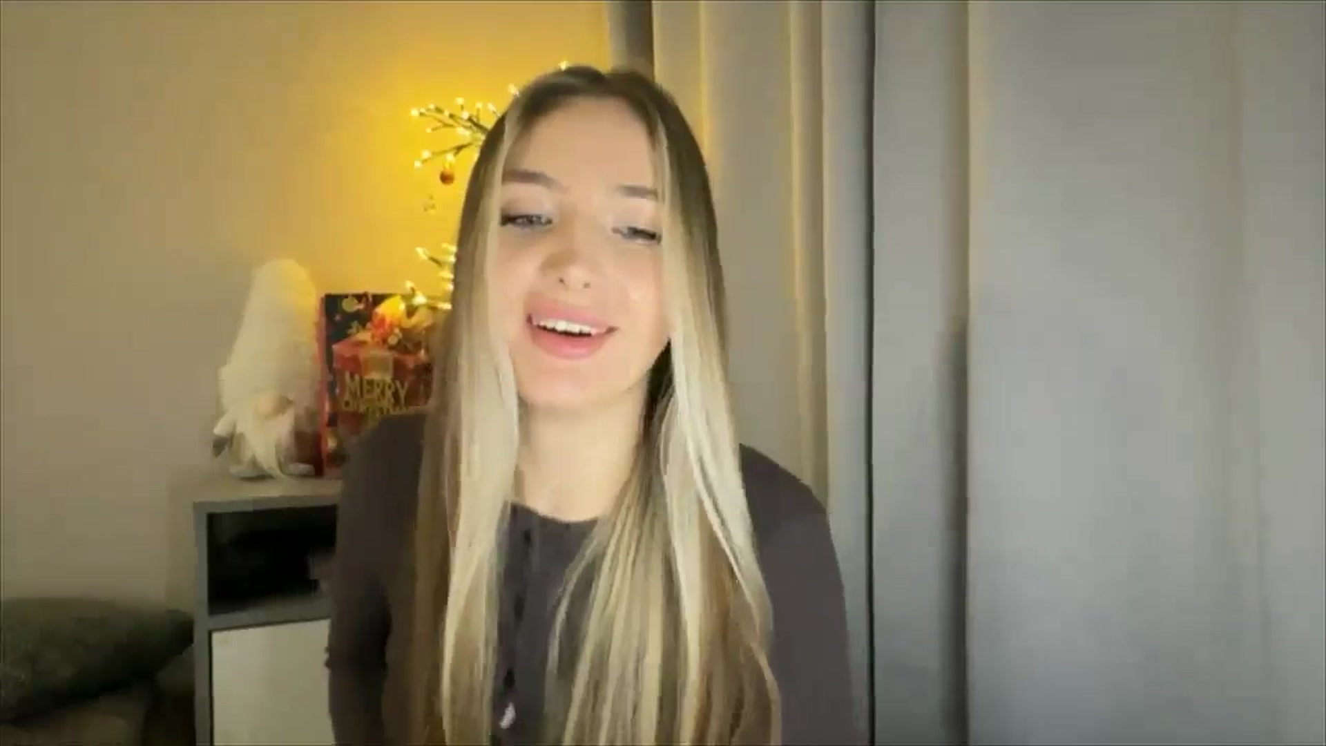 Gallery image thumbnail from My_Diana's myfreecams stream on, 12/29/2024, 17:14 image 11 of 20