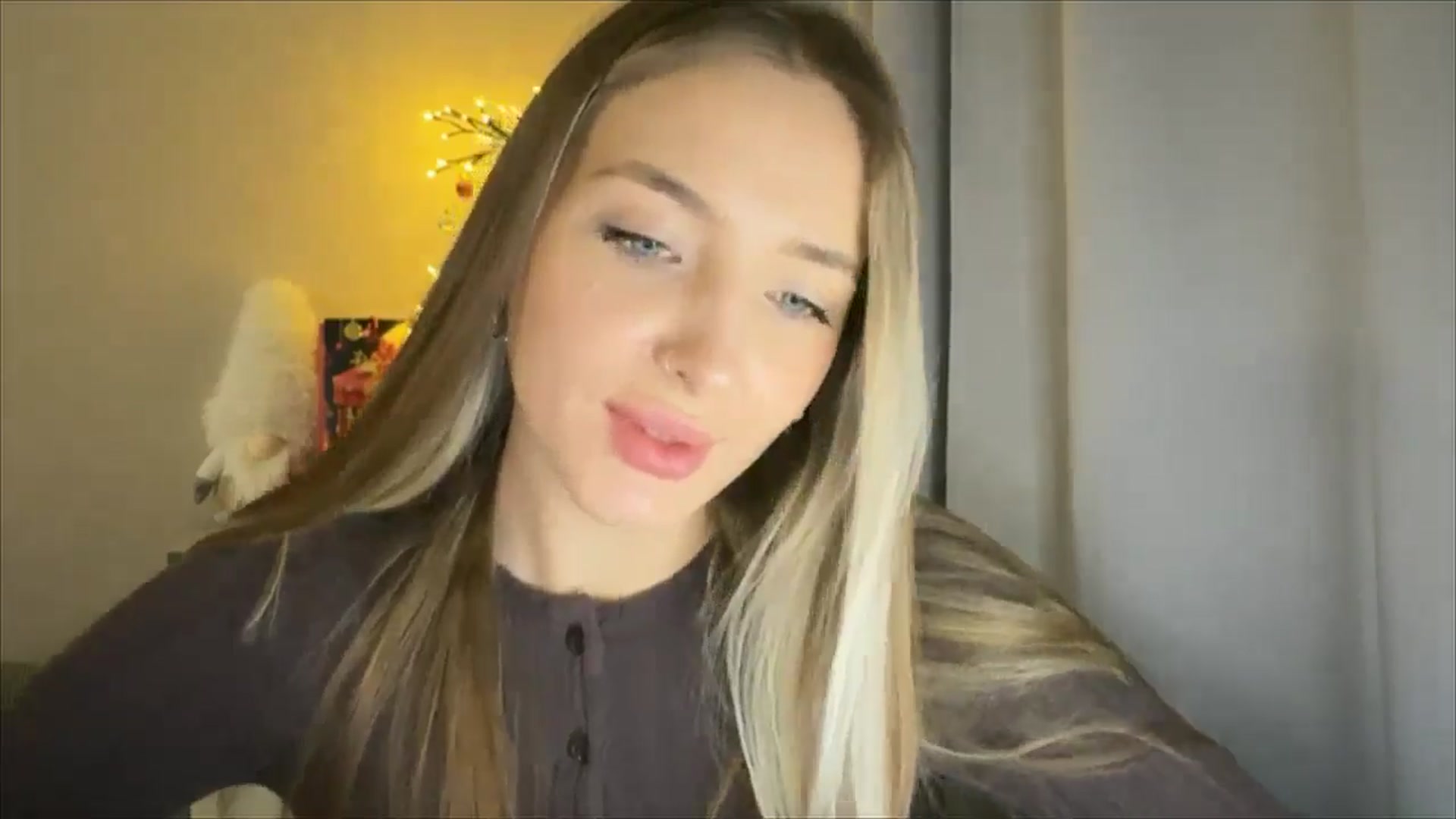 Gallery image thumbnail from My_Diana's myfreecams stream on, 12/29/2024, 17:14 image 14 of 20