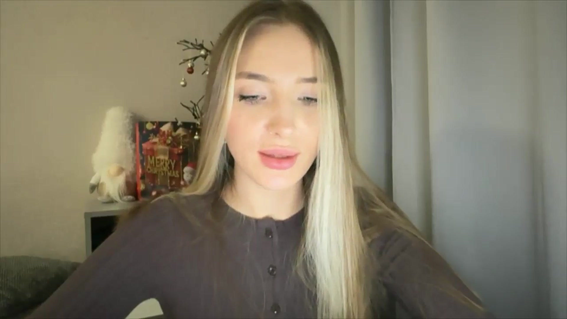 Gallery image thumbnail from My_Diana's myfreecams stream on, 12/29/2024, 17:29 image 15 of 20