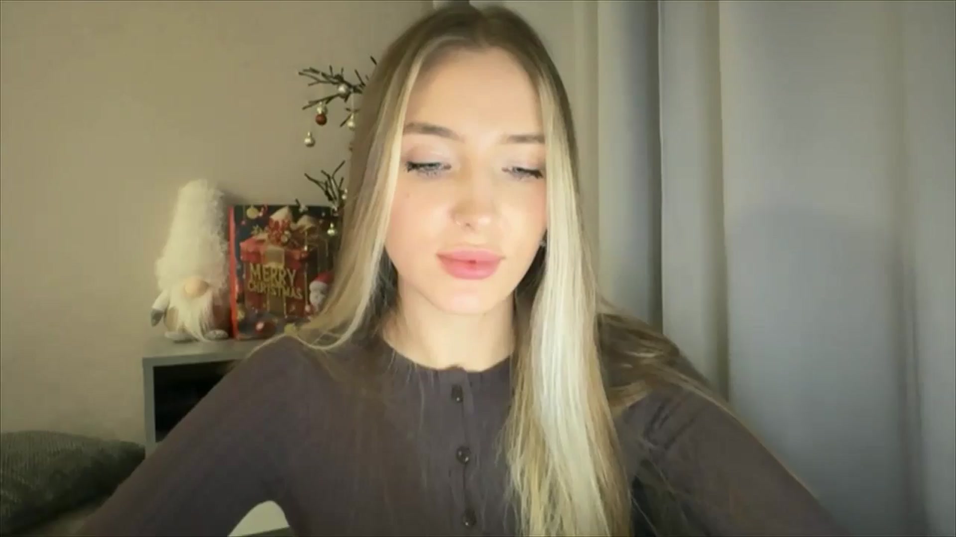Gallery image thumbnail from My_Diana's myfreecams stream on, 12/29/2024, 17:29 image 19 of 20