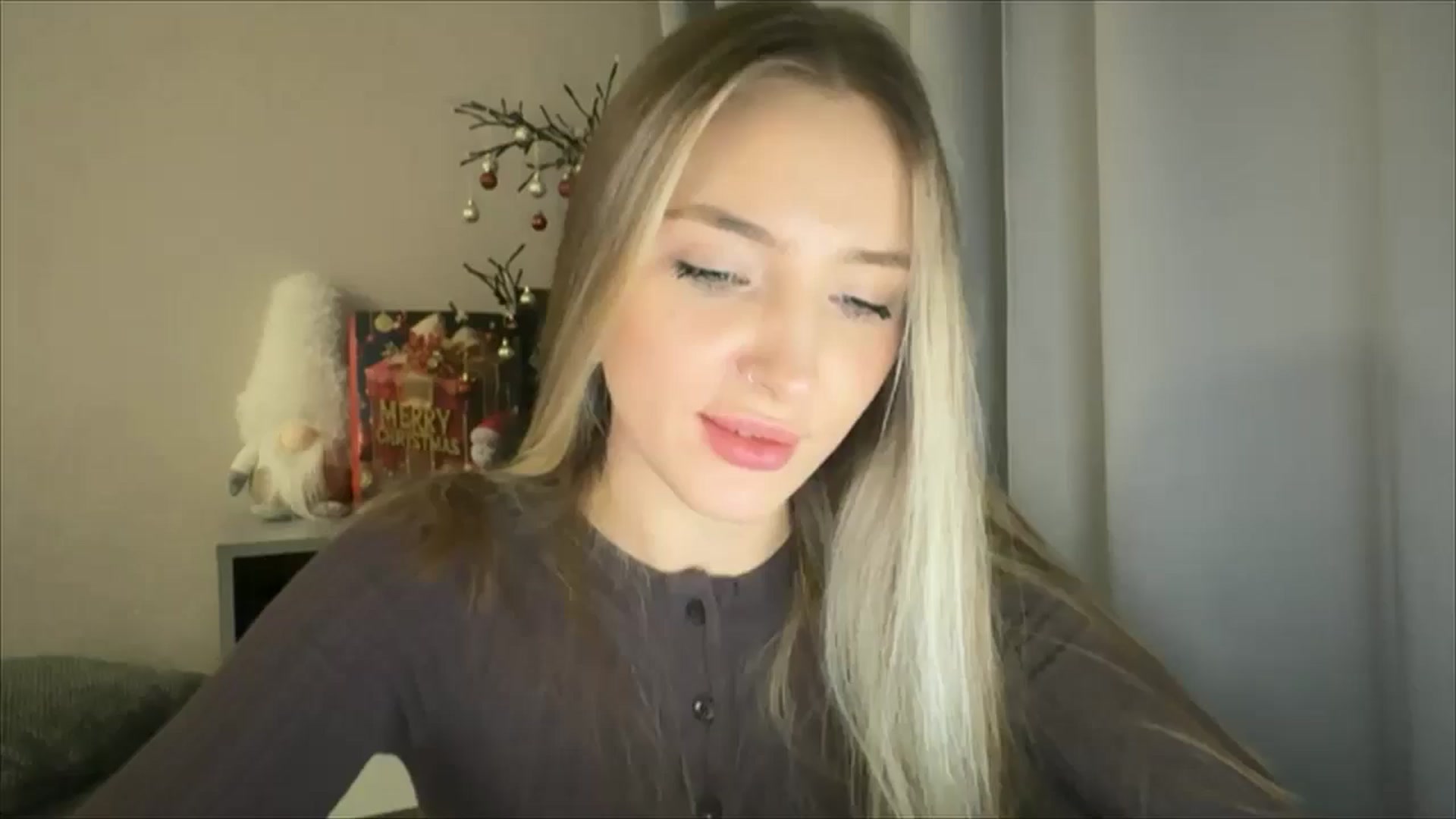 Gallery image thumbnail from My_Diana's myfreecams stream on, 12/29/2024, 17:29 image 13 of 20