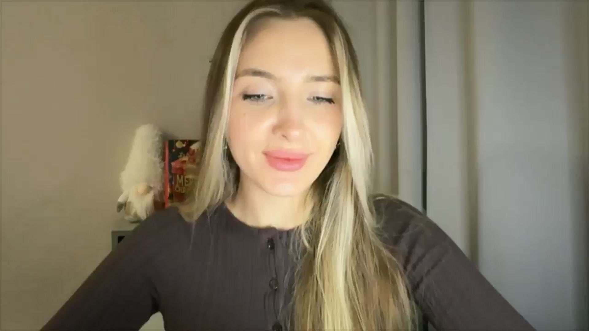 Gallery image thumbnail from My_Diana's myfreecams stream on, 12/29/2024, 21:37 image 9 of 20