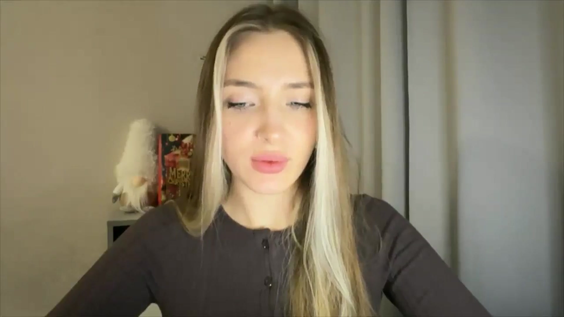 Gallery image thumbnail from My_Diana's myfreecams stream on, 12/29/2024, 21:37 image 18 of 20