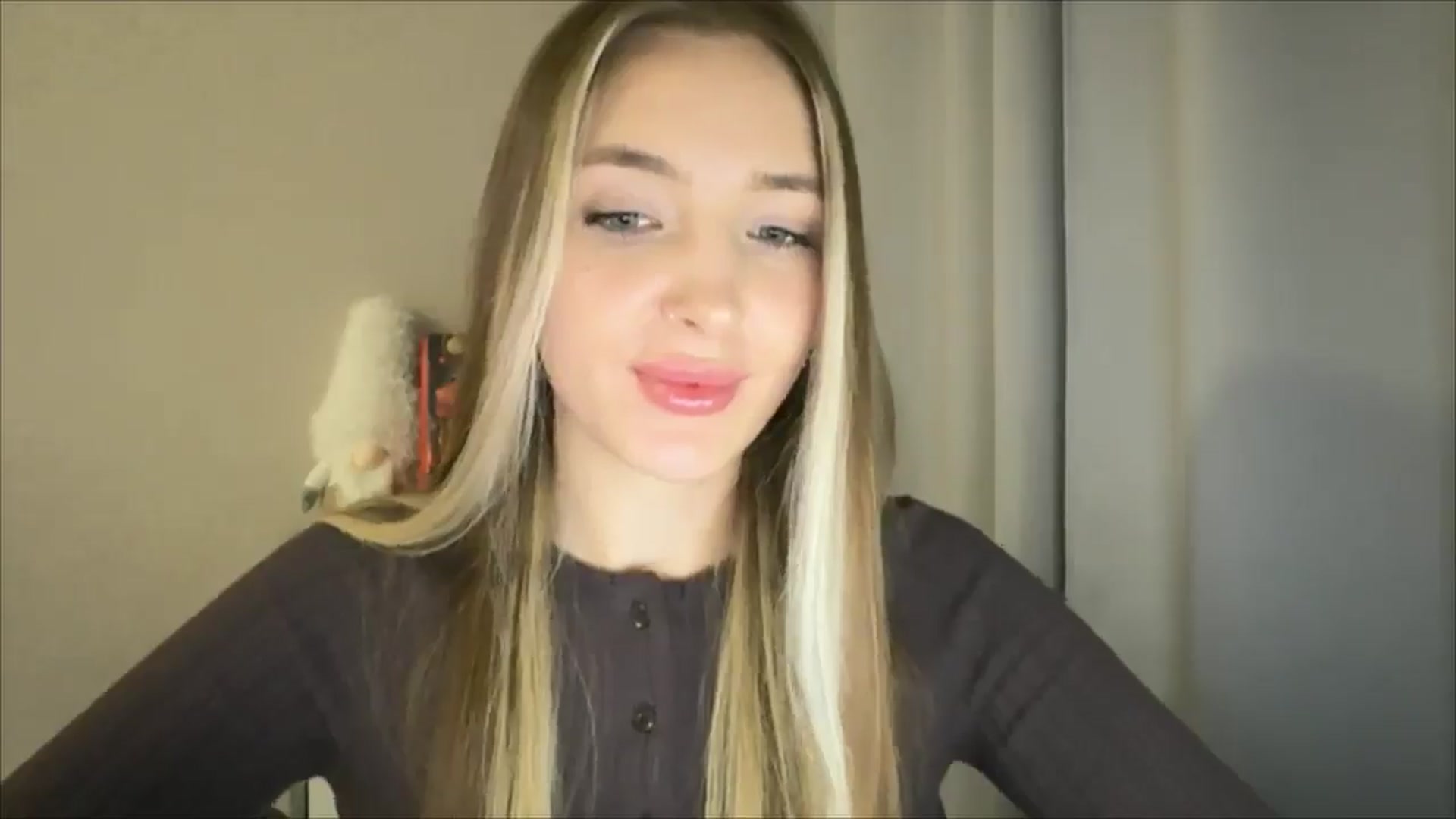 Gallery image thumbnail from My_Diana's myfreecams stream on, 12/29/2024, 22:19 image 10 of 20