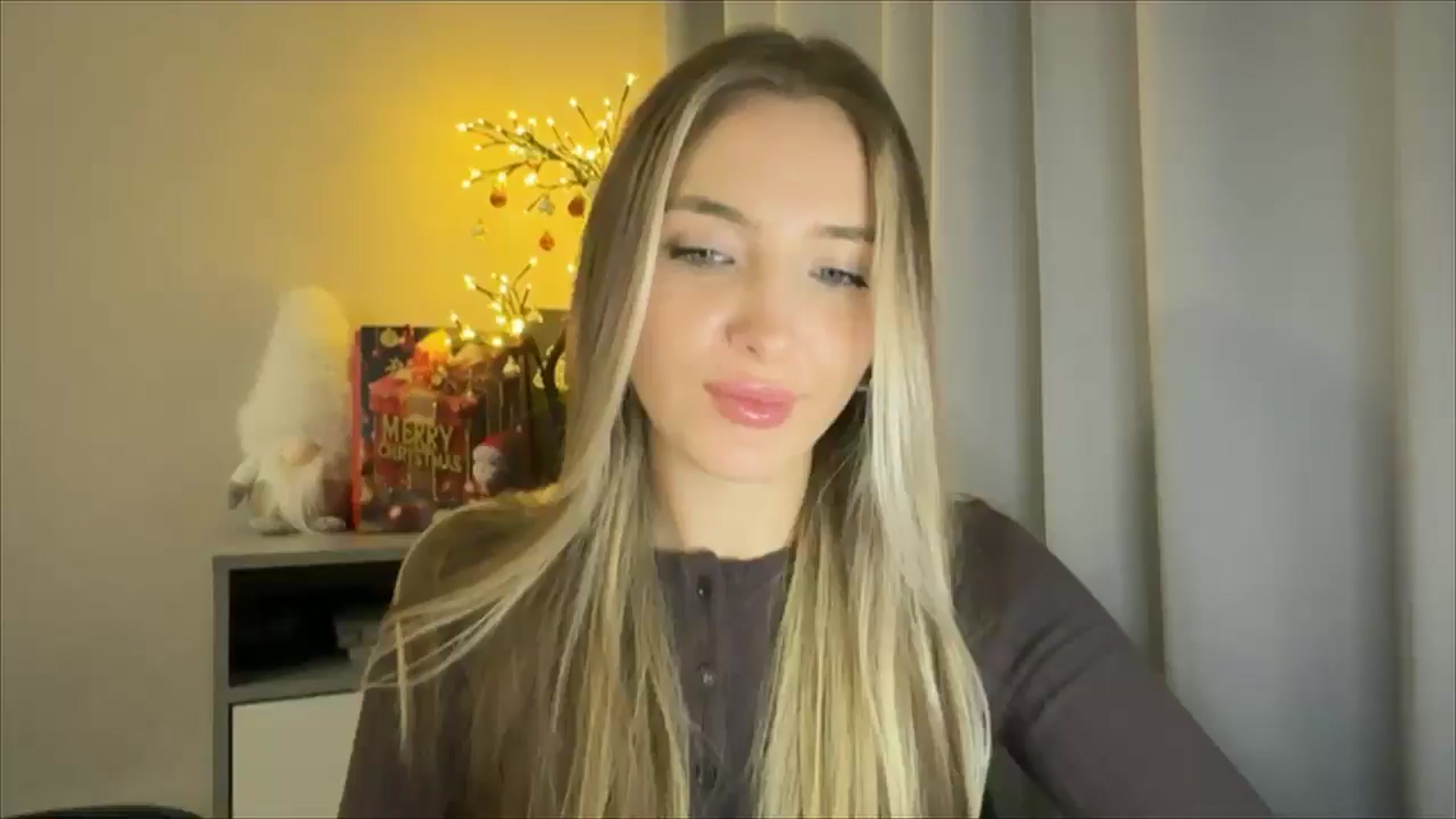 Gallery image thumbnail from My_Diana's myfreecams stream on, 12/29/2024, 23:03 image 5 of 20