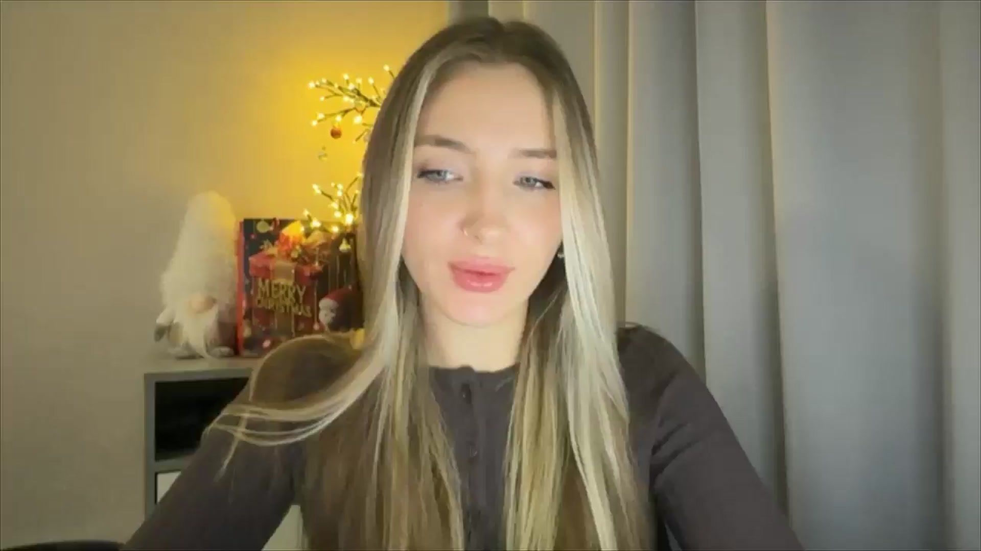Gallery image thumbnail from My_Diana's myfreecams stream on, 12/29/2024, 23:03 image 8 of 20