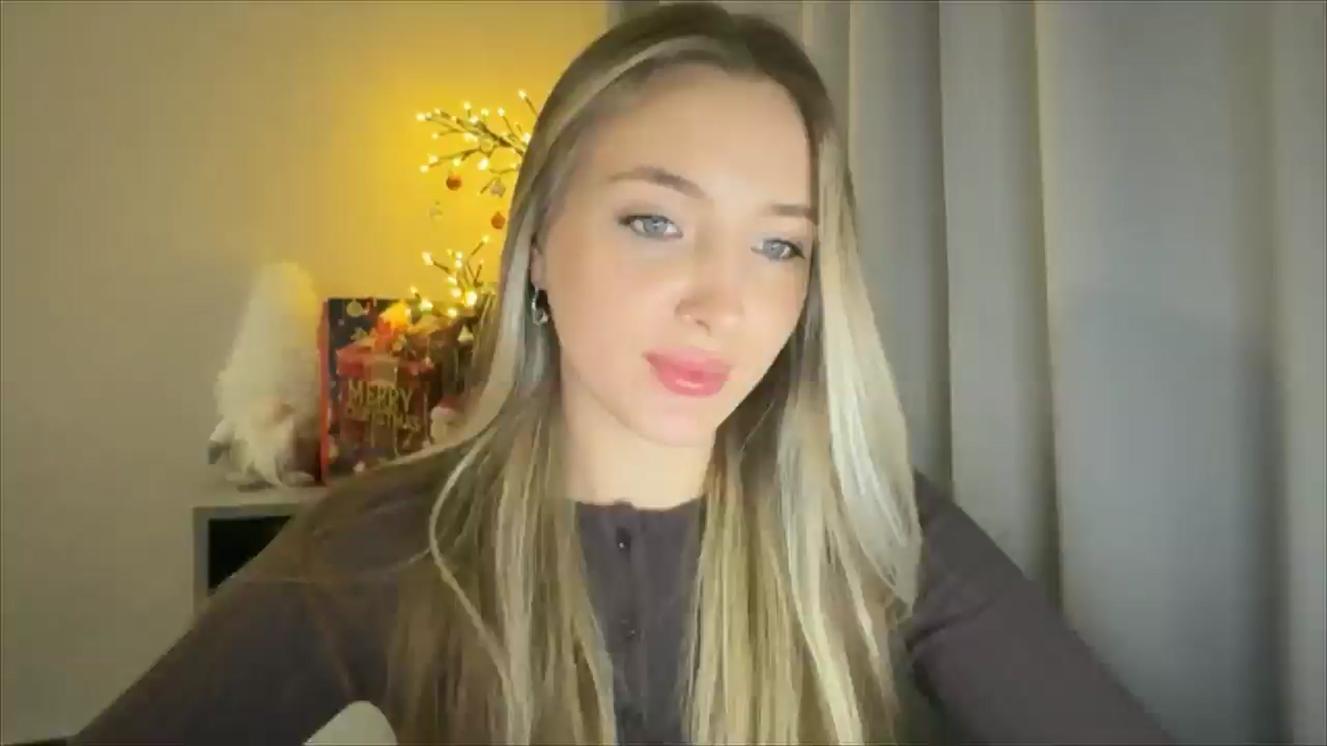 Gallery image thumbnail from My_Diana's myfreecams stream on, 12/29/2024, 23:03 image 12 of 20
