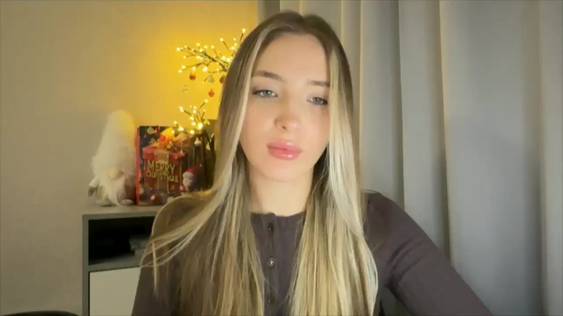 Gallery image thumbnail from My_Diana's myfreecams stream on, 12/29/2024, 23:03 image 6 of 20