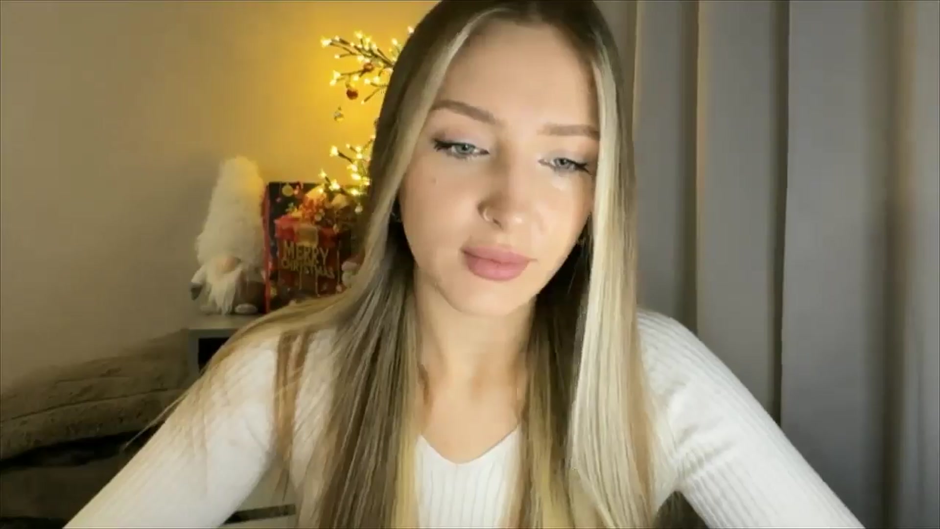 Gallery image thumbnail from My_Diana's myfreecams stream on, 12/30/2024, 15:34 image 18 of 20
