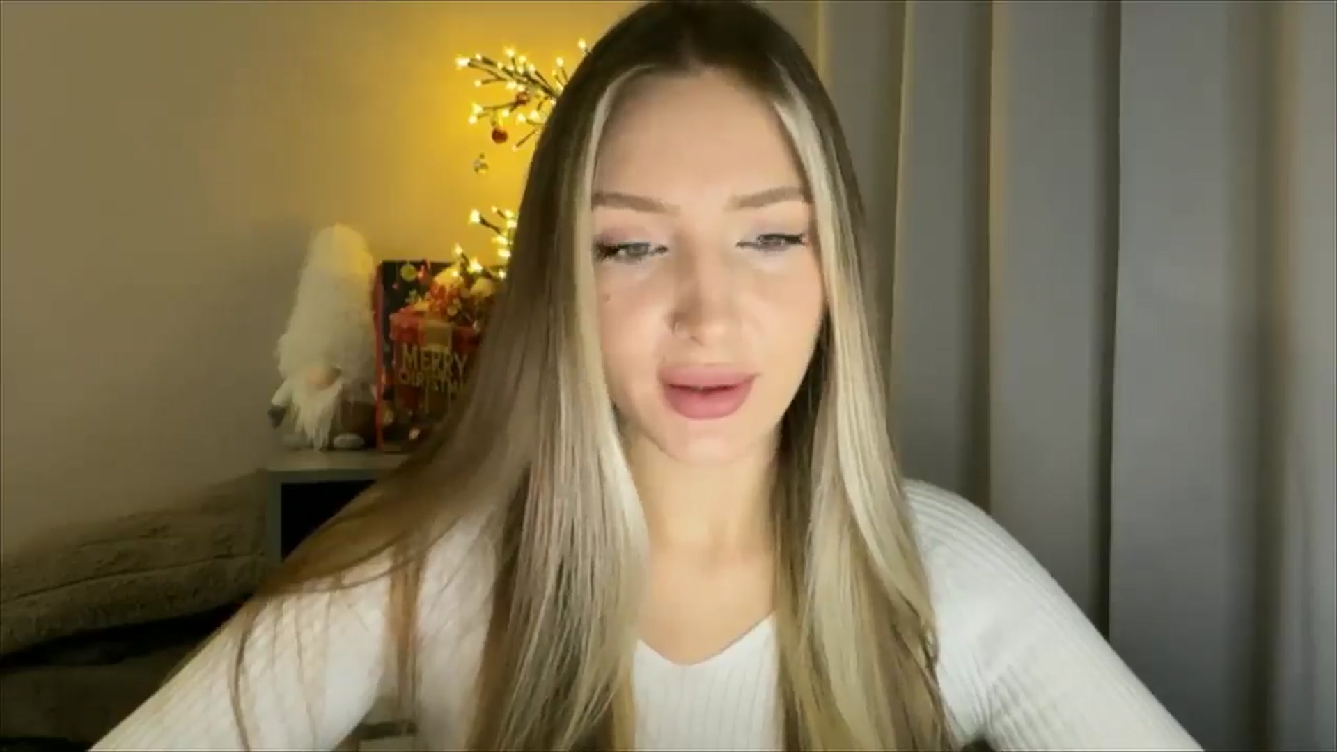 Gallery image thumbnail from My_Diana's myfreecams stream on, 12/30/2024, 15:34 image 11 of 20