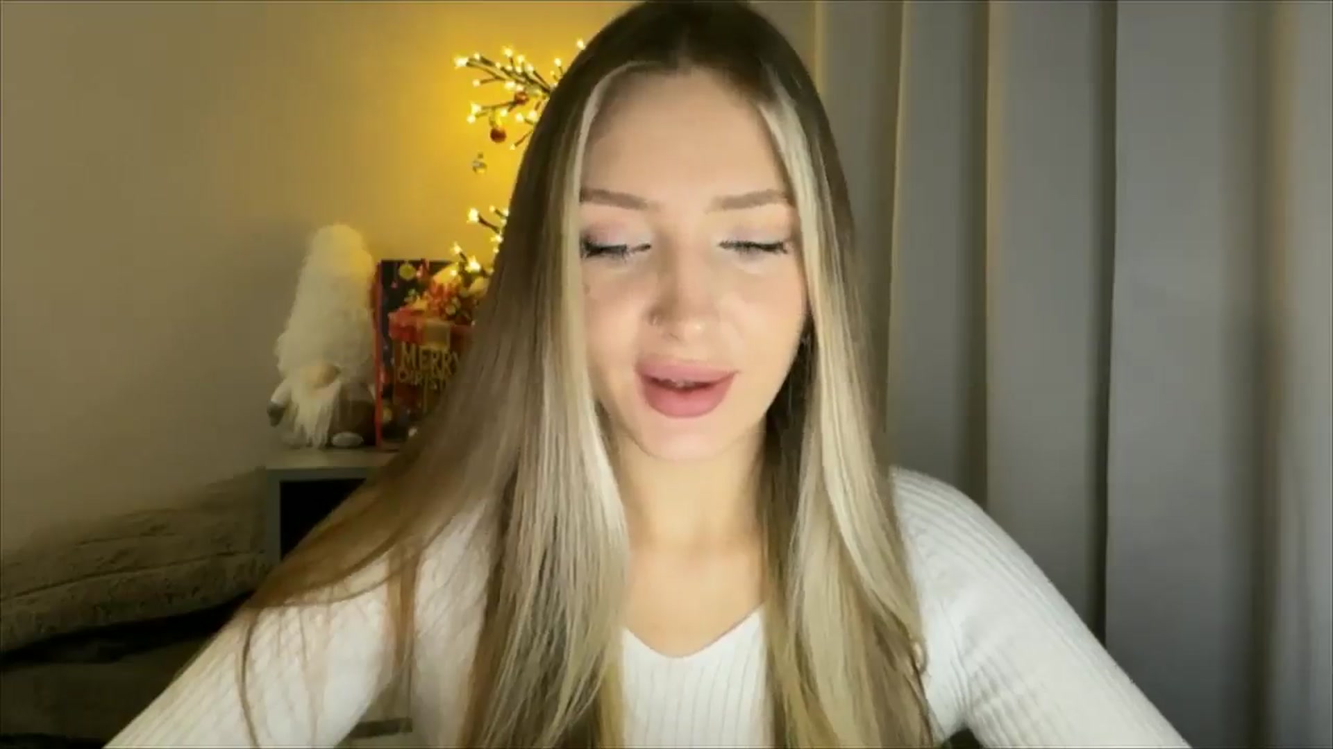 Gallery image thumbnail from My_Diana's myfreecams stream on, 12/30/2024, 15:34 image 12 of 20