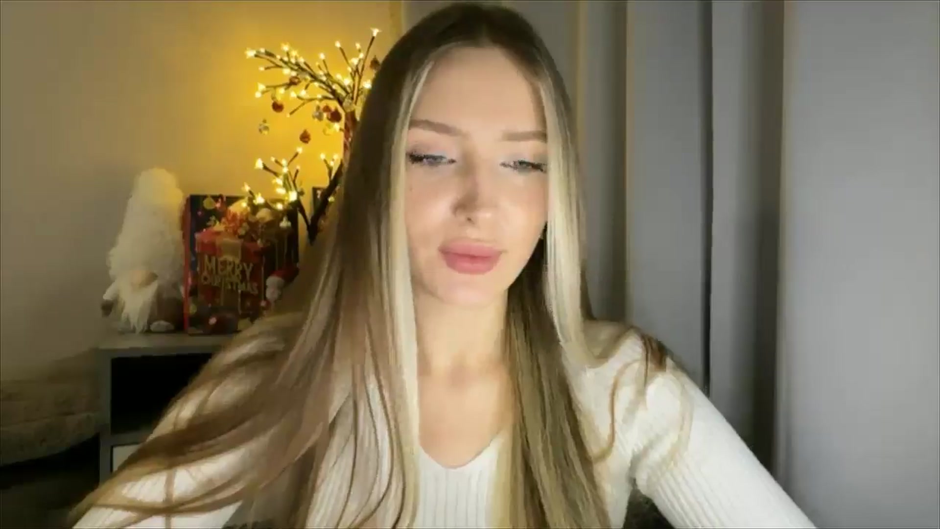 Gallery image thumbnail from My_Diana's myfreecams stream on, 12/30/2024, 17:02 image 10 of 20