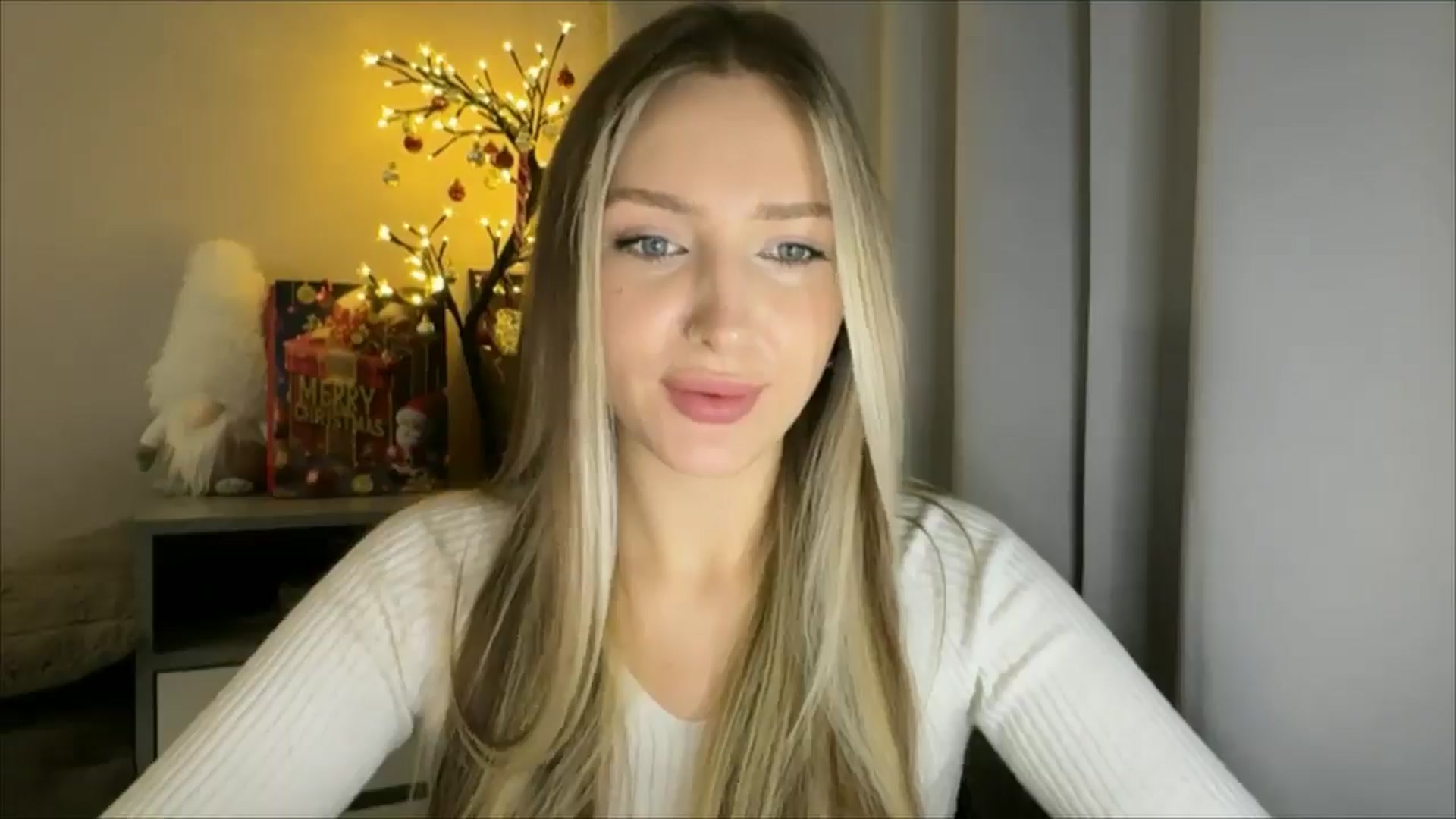 Gallery image thumbnail from My_Diana's myfreecams stream on, 12/30/2024, 17:02 image 18 of 20
