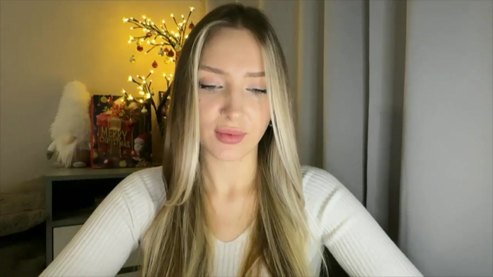 Gallery image thumbnail from My_Diana's myfreecams stream on, 12/30/2024, 17:02 image 20 of 20