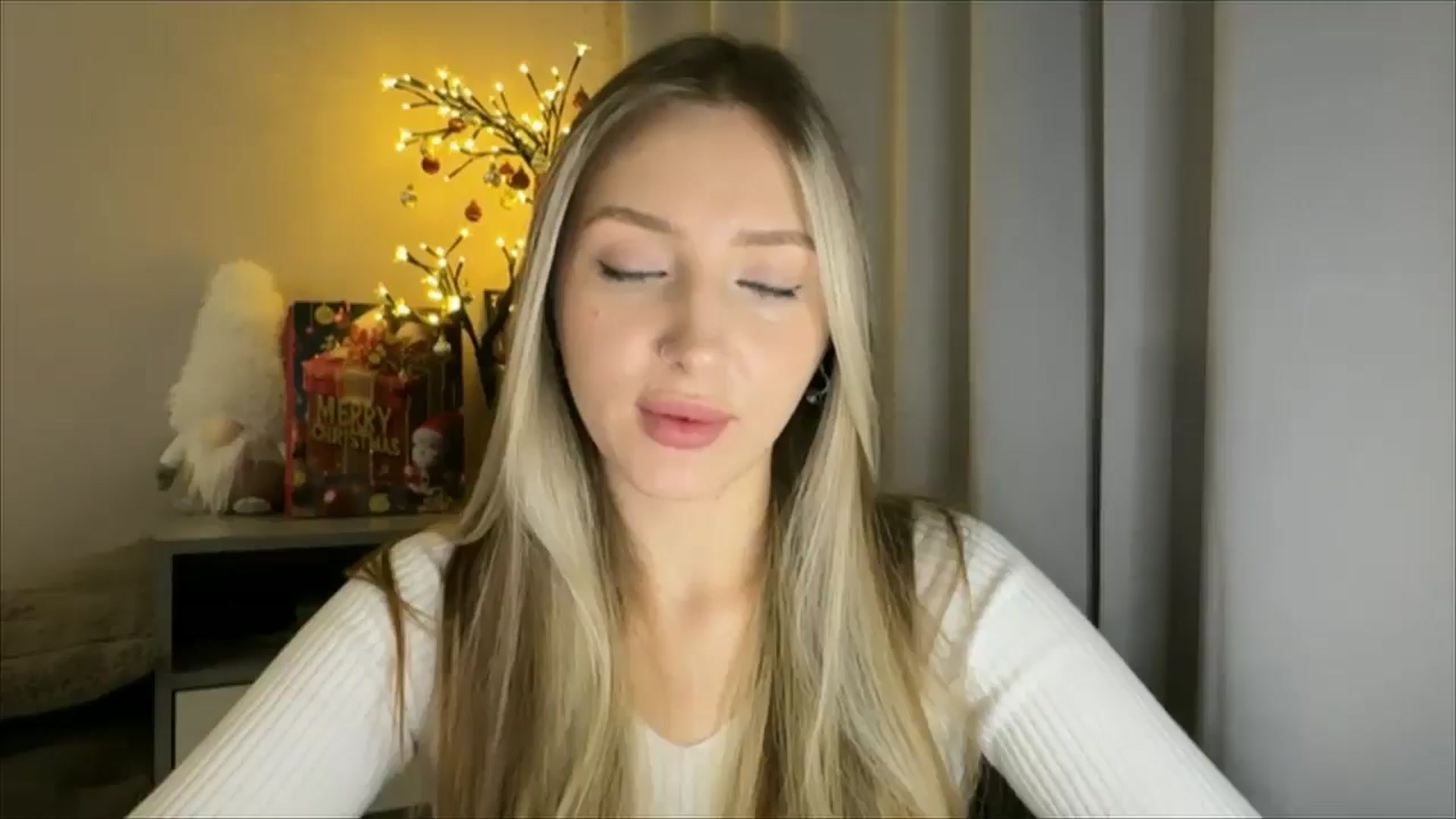 Gallery image thumbnail from My_Diana's myfreecams stream on, 12/30/2024, 17:02 image 13 of 20