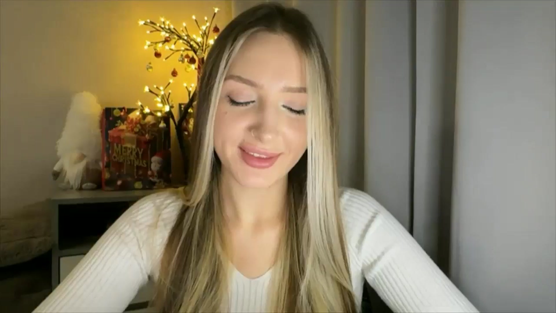 Gallery image thumbnail from My_Diana's myfreecams stream on, 12/30/2024, 17:02 image 17 of 20