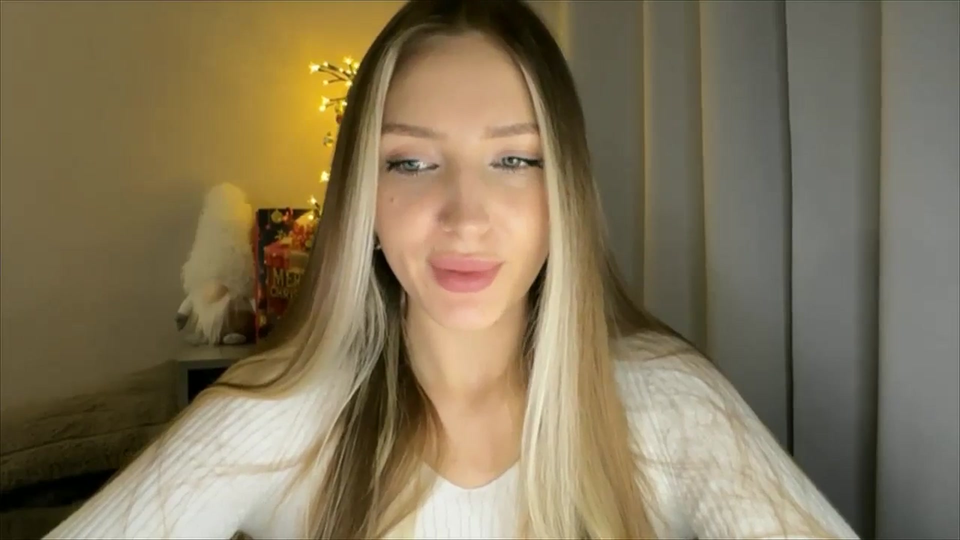 Gallery image thumbnail from My_Diana's myfreecams stream on, 12/30/2024, 22:00 image 18 of 20