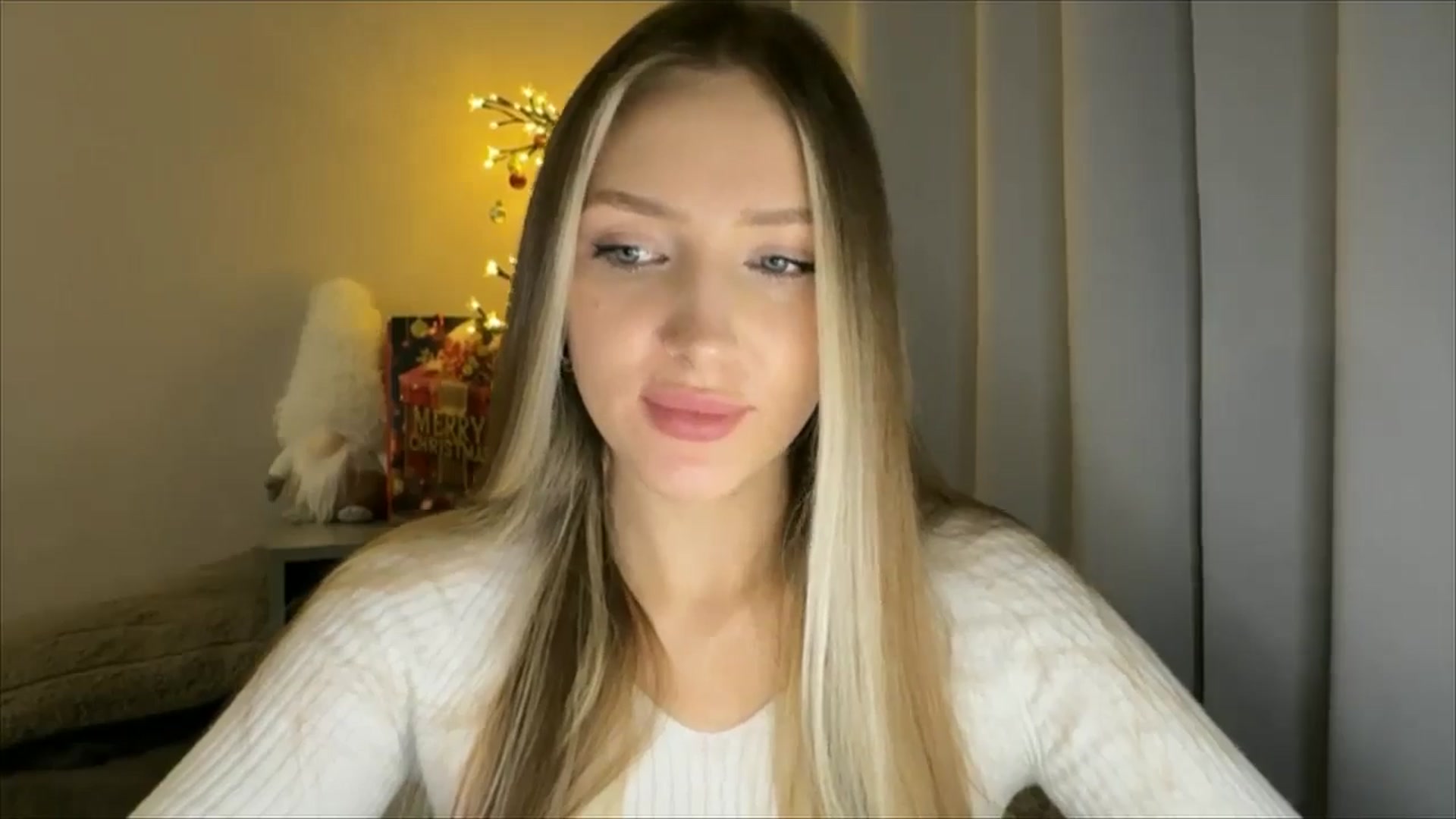 Gallery image thumbnail from My_Diana's myfreecams stream on, 12/30/2024, 22:00 image 20 of 20