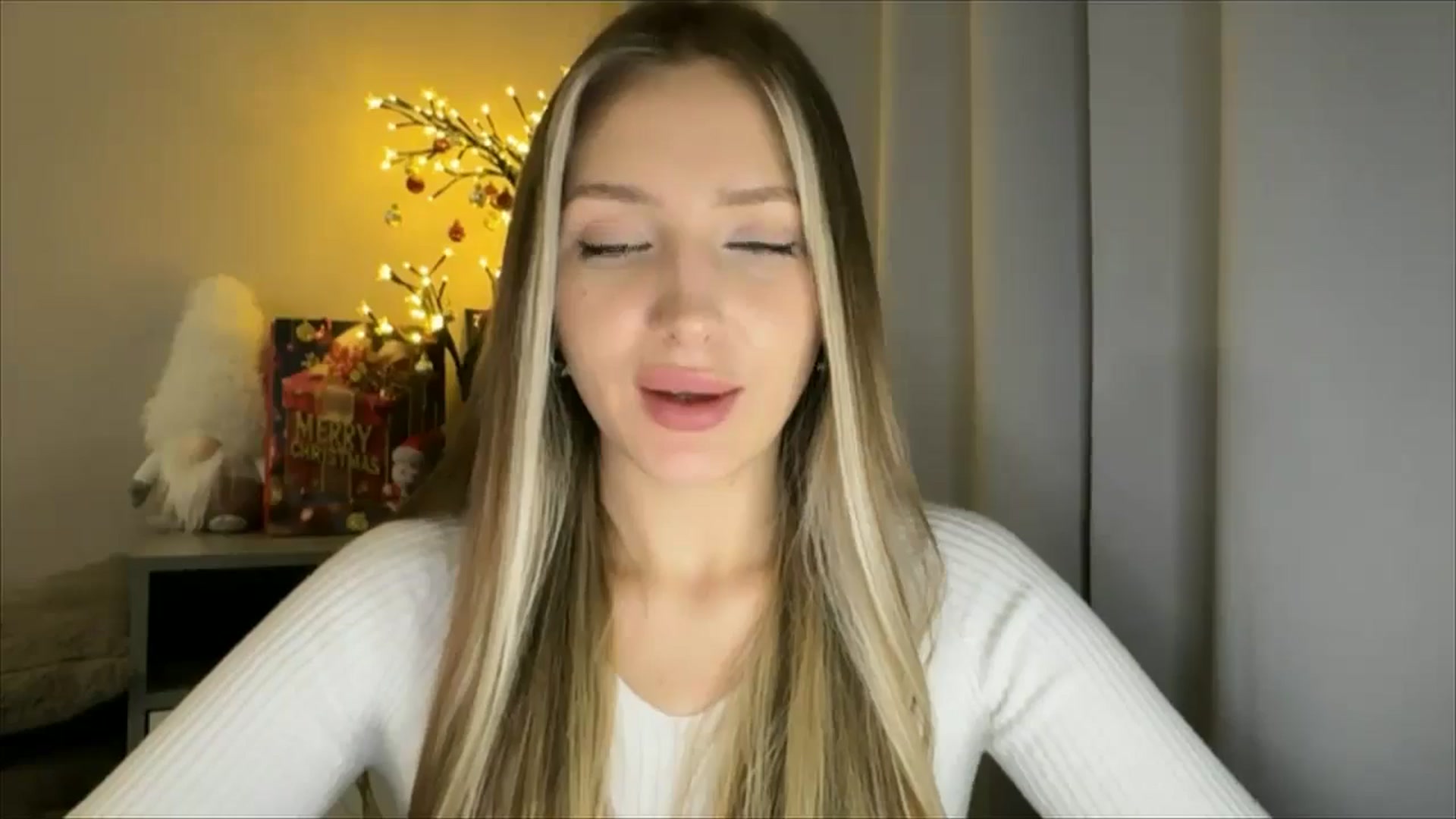 Gallery image thumbnail from My_Diana's myfreecams stream on, 12/30/2024, 22:00 image 4 of 20