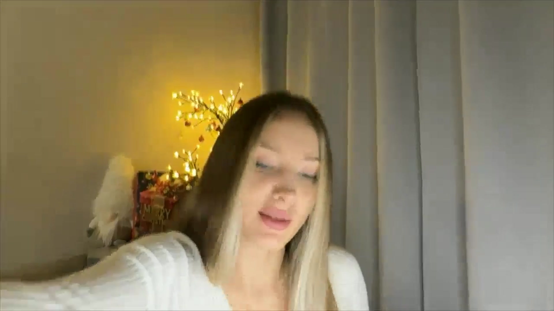 Gallery image thumbnail from My_Diana's myfreecams stream on, 12/30/2024, 22:00 image 14 of 20
