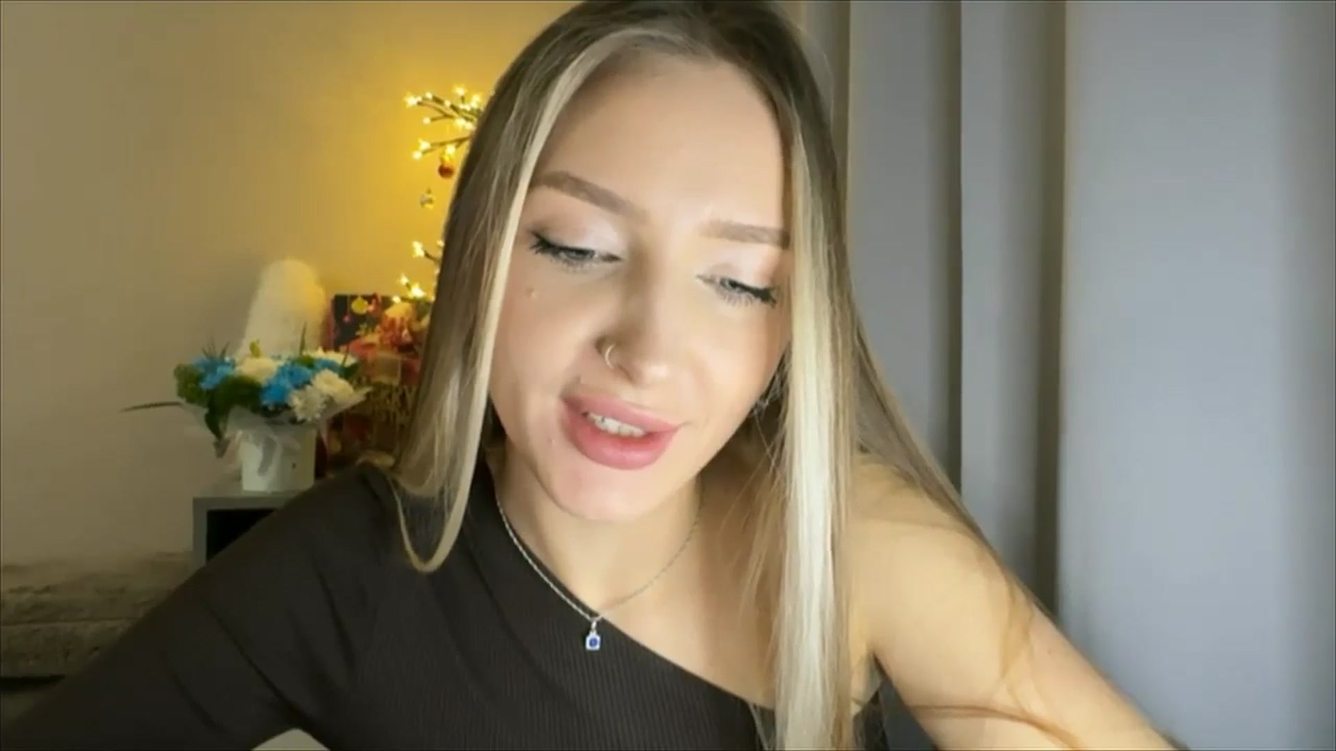 Gallery image thumbnail from My_Diana's myfreecams stream on, 12/31/2024, 16:55 image 19 of 20
