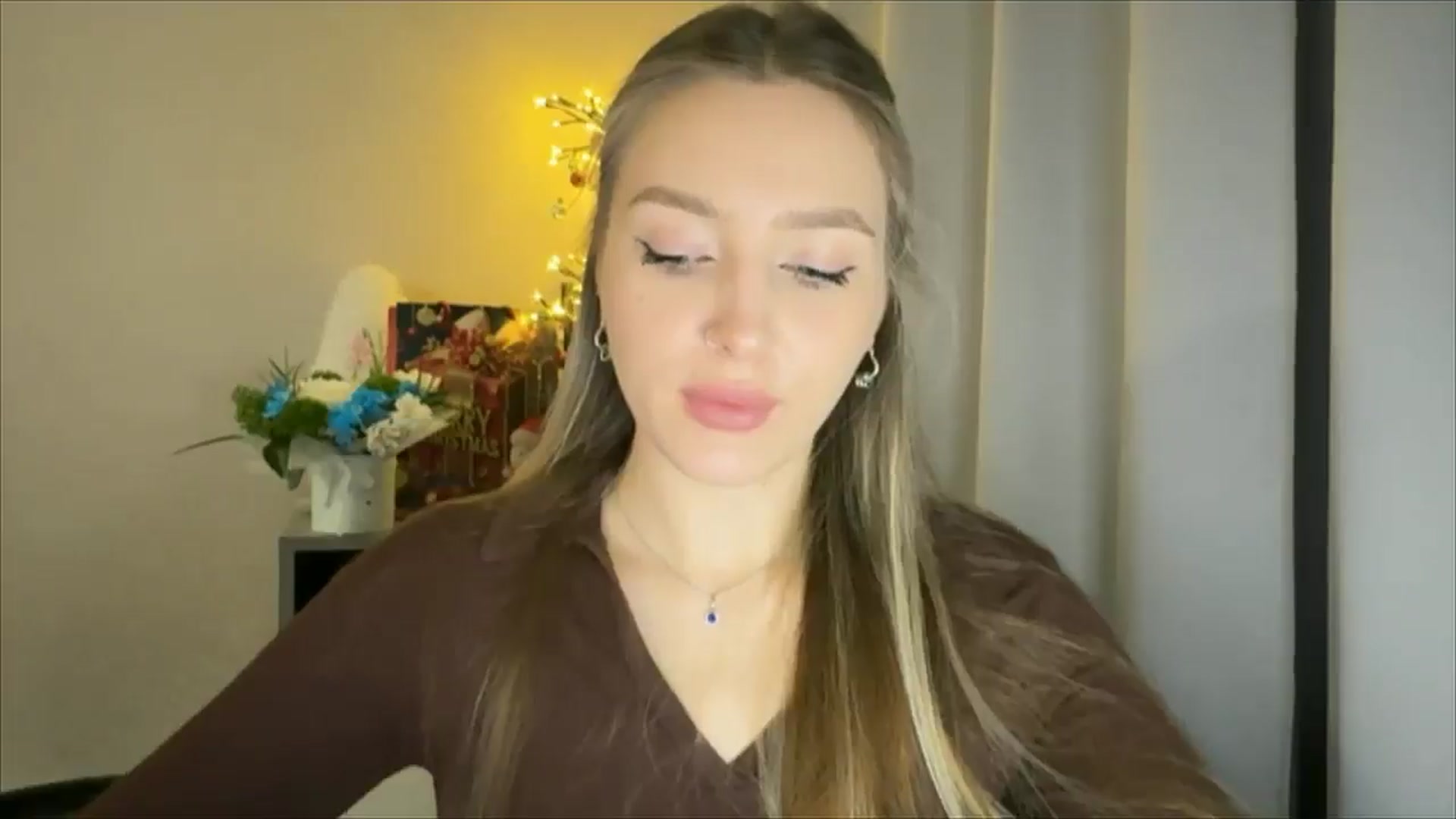Gallery image thumbnail from My_Diana's myfreecams stream on, 01/03/2025, 14:39 image 2 of 20