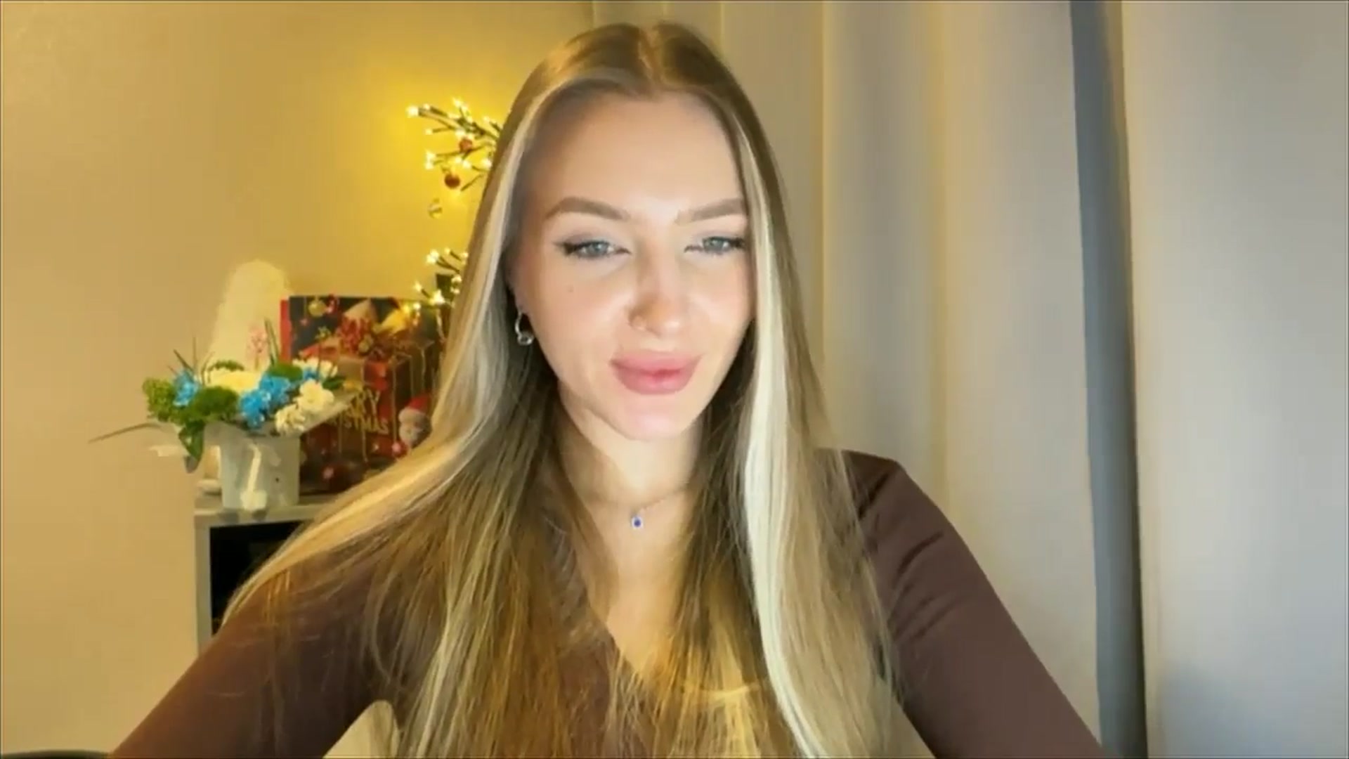 Gallery image thumbnail from My_Diana's myfreecams stream on, 01/03/2025, 23:19 image 17 of 20