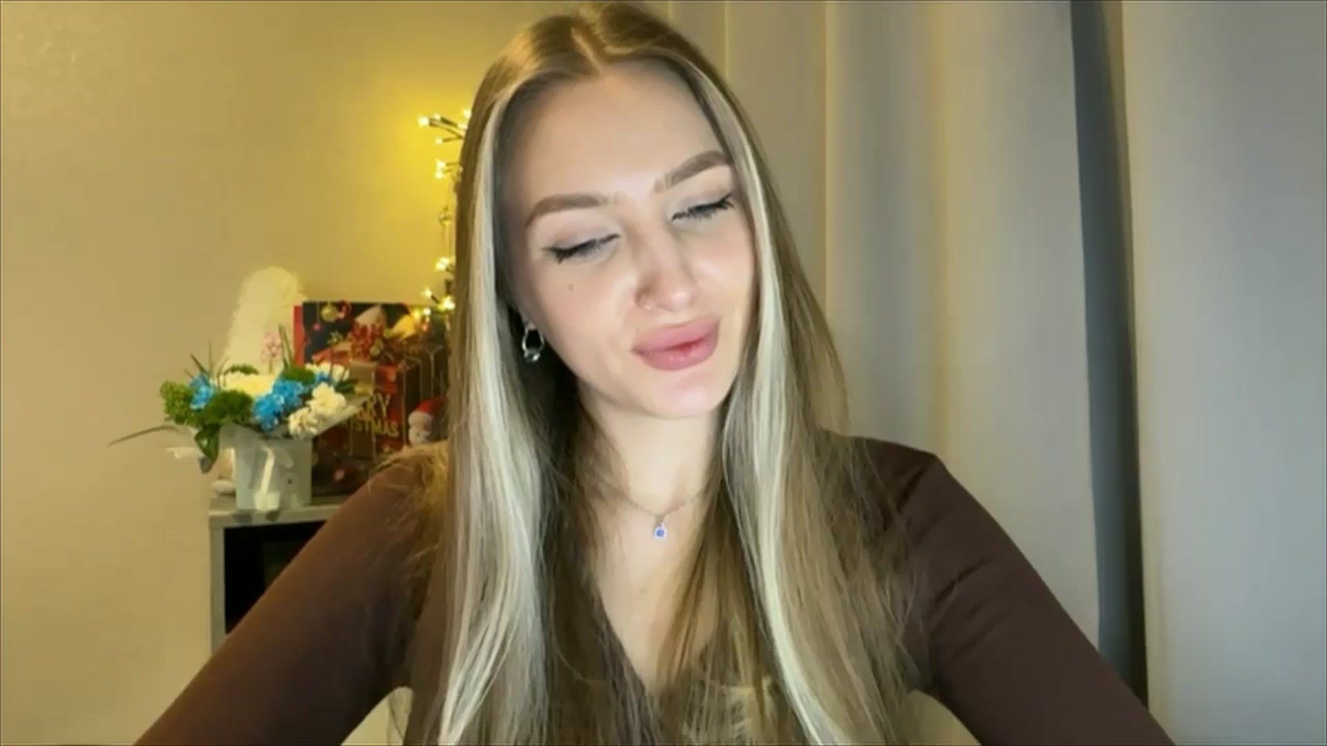 Gallery image thumbnail from My_Diana's myfreecams stream on, 01/03/2025, 23:19 image 1 of 20
