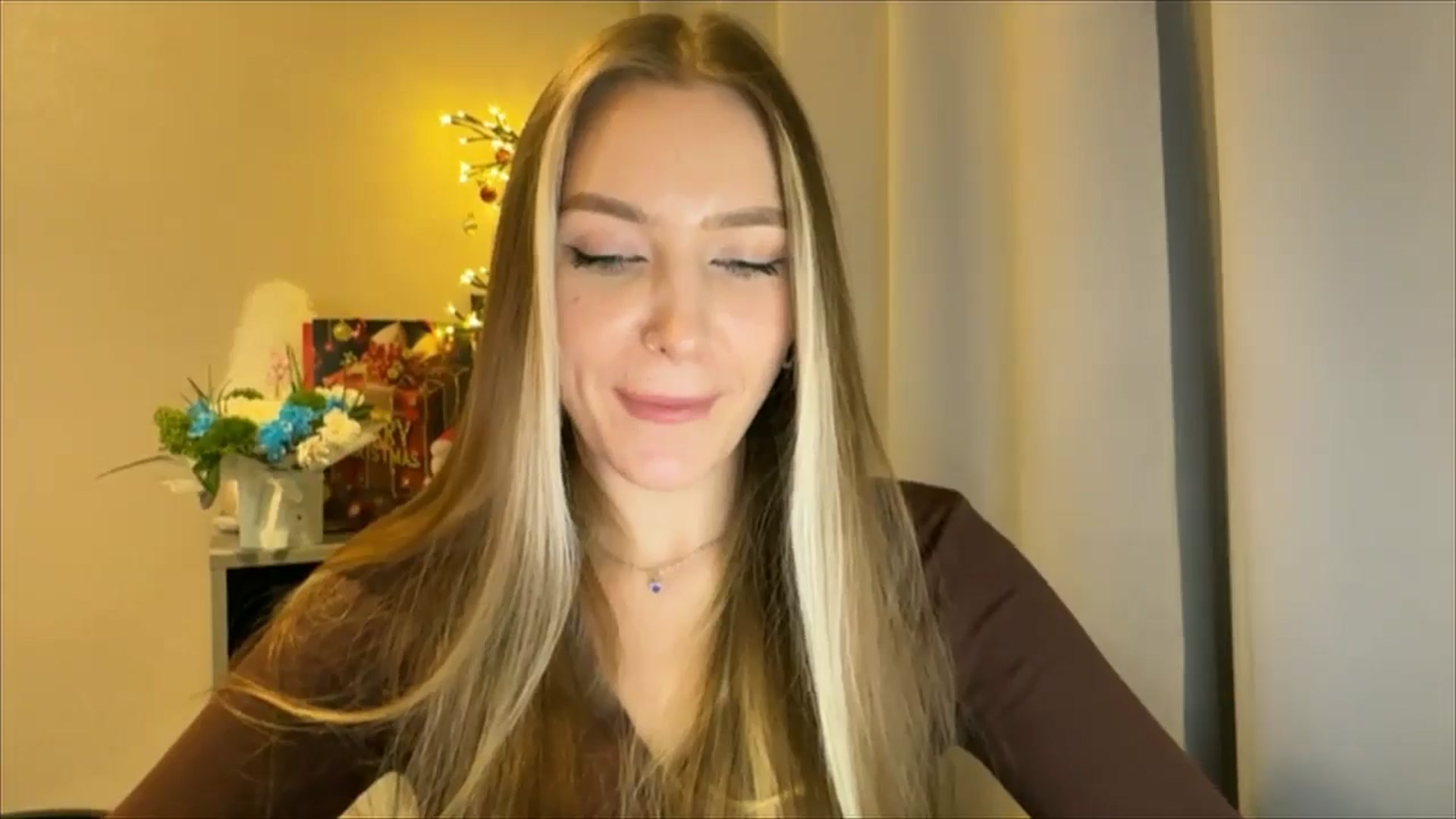 Gallery image thumbnail from My_Diana's myfreecams stream on, 01/03/2025, 23:19 image 13 of 20