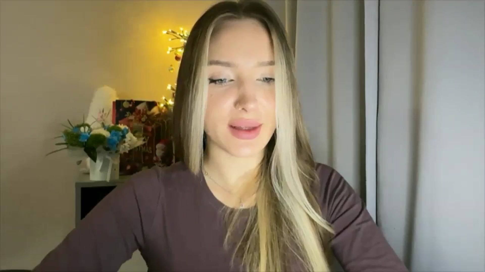 Gallery image thumbnail from My_Diana's myfreecams stream on, 01/04/2025, 15:27 image 7 of 20