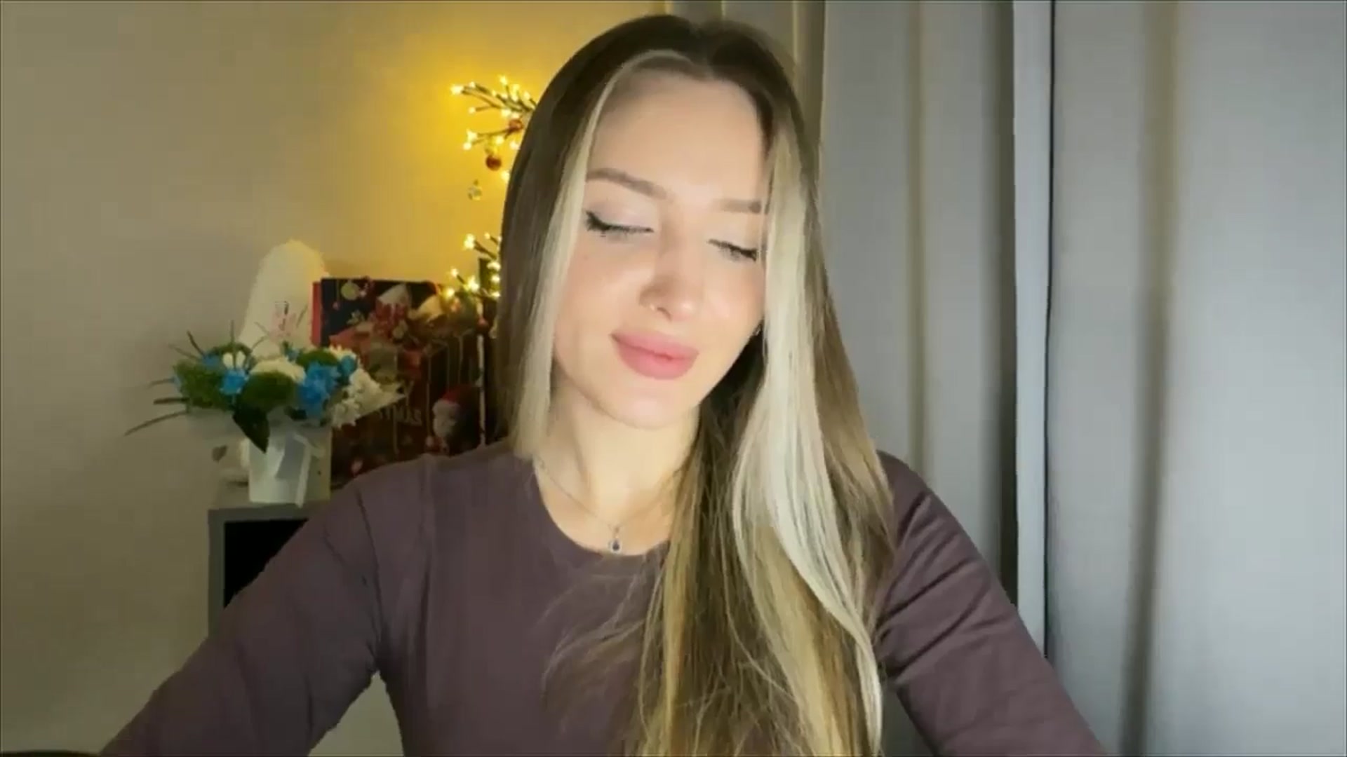 Gallery image thumbnail from My_Diana's myfreecams stream on, 01/04/2025, 15:27 image 19 of 20