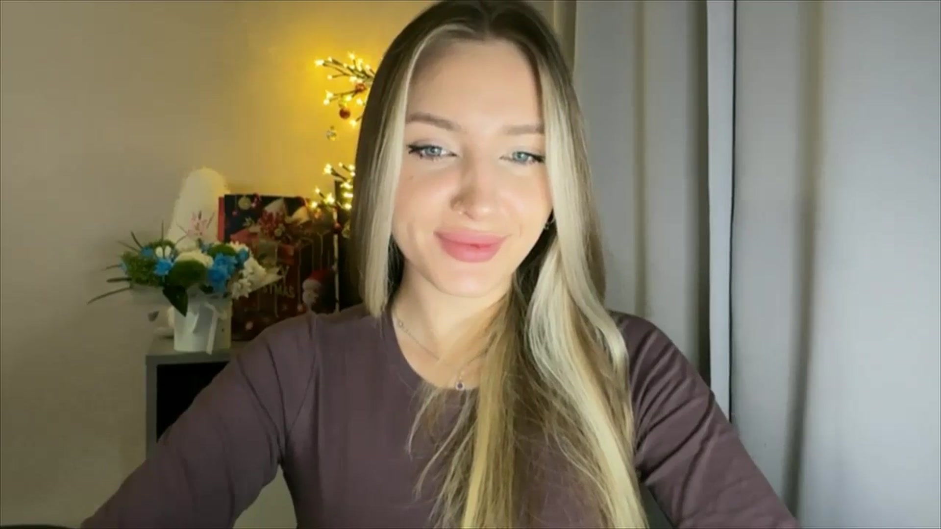 Gallery image thumbnail from My_Diana's myfreecams stream on, 01/04/2025, 15:27 image 2 of 20