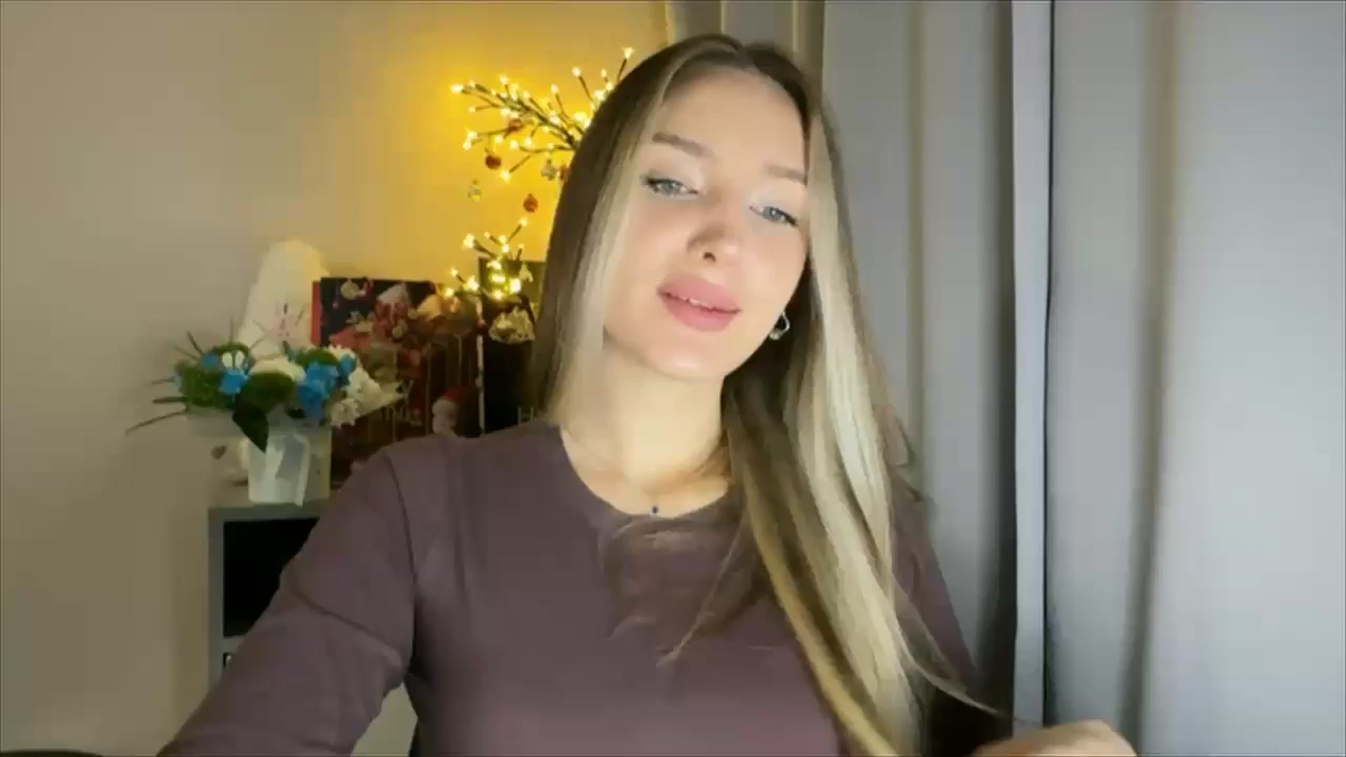 Gallery image thumbnail from My_Diana's myfreecams stream on, 01/04/2025, 15:27 image 15 of 20