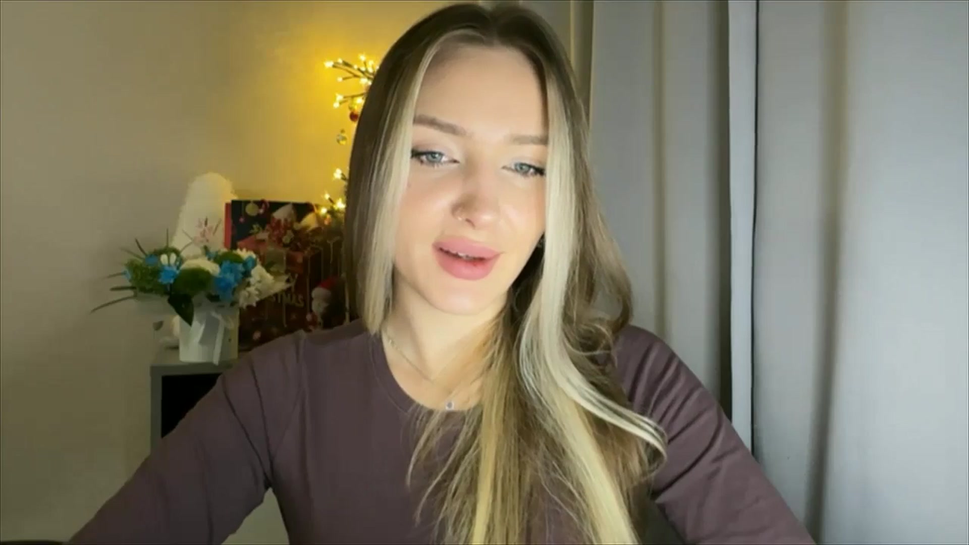 Gallery image thumbnail from My_Diana's myfreecams stream on, 01/04/2025, 15:27 image 6 of 20