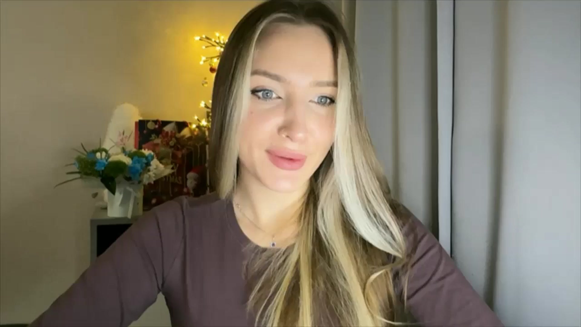Gallery image thumbnail from My_Diana's myfreecams stream on, 01/04/2025, 15:27 image 11 of 20